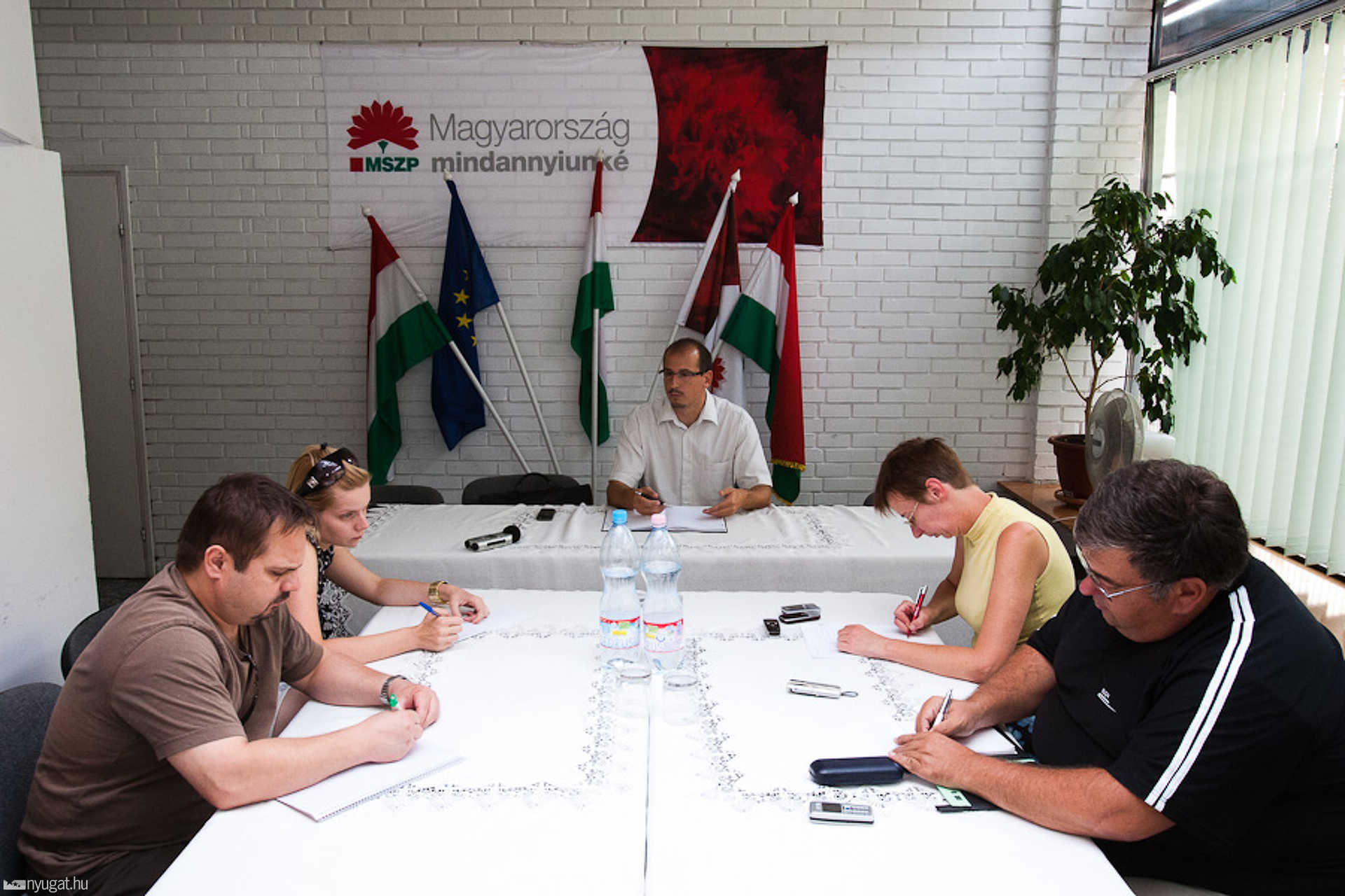Nemény András sajtótájékoztatója