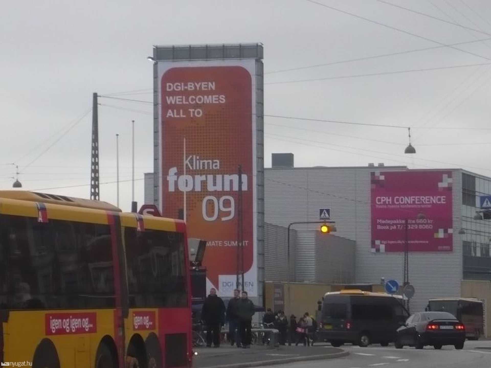 A civil fórum helyszíne