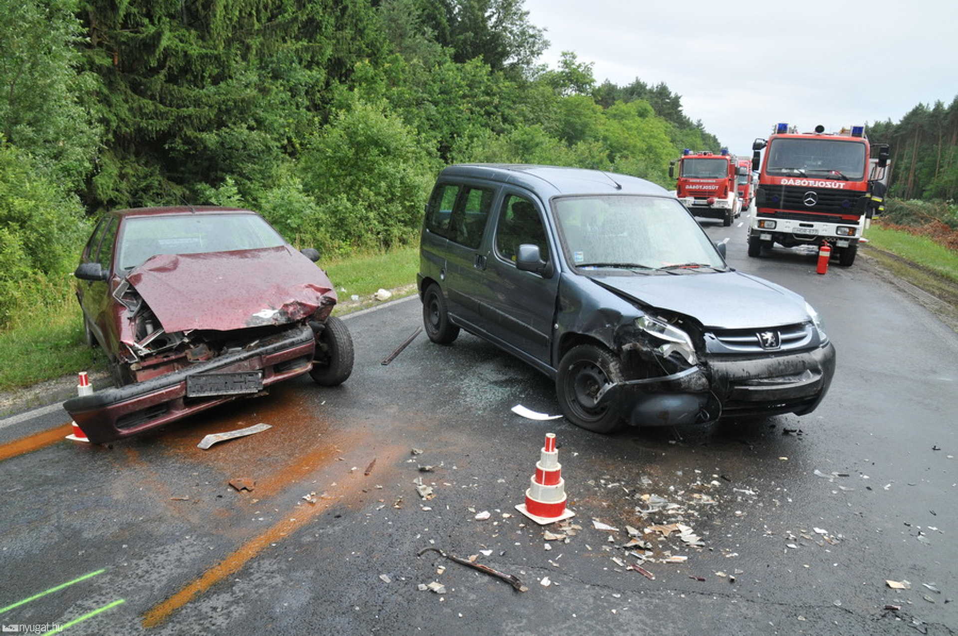 Baleset előzésből a körmendi egyenesben, a 86-os úton