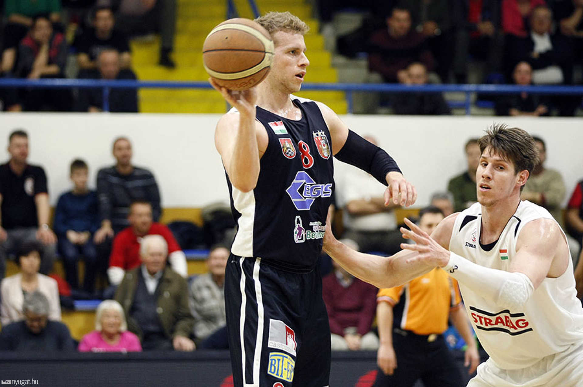 Szolnoki Olaj KK - Egis Körmend 62-75
