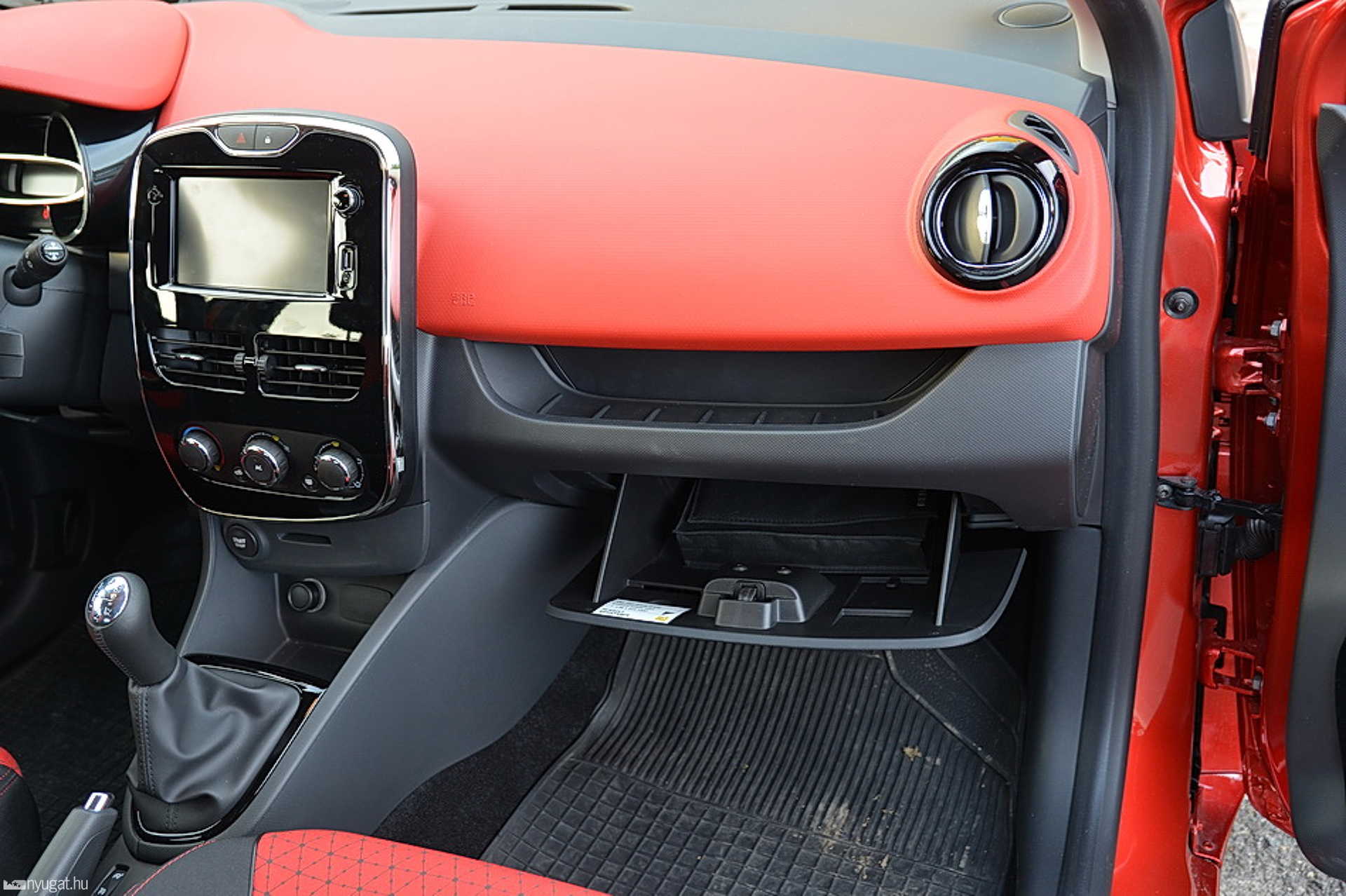 Teszteltük az új Renault Clio-t 