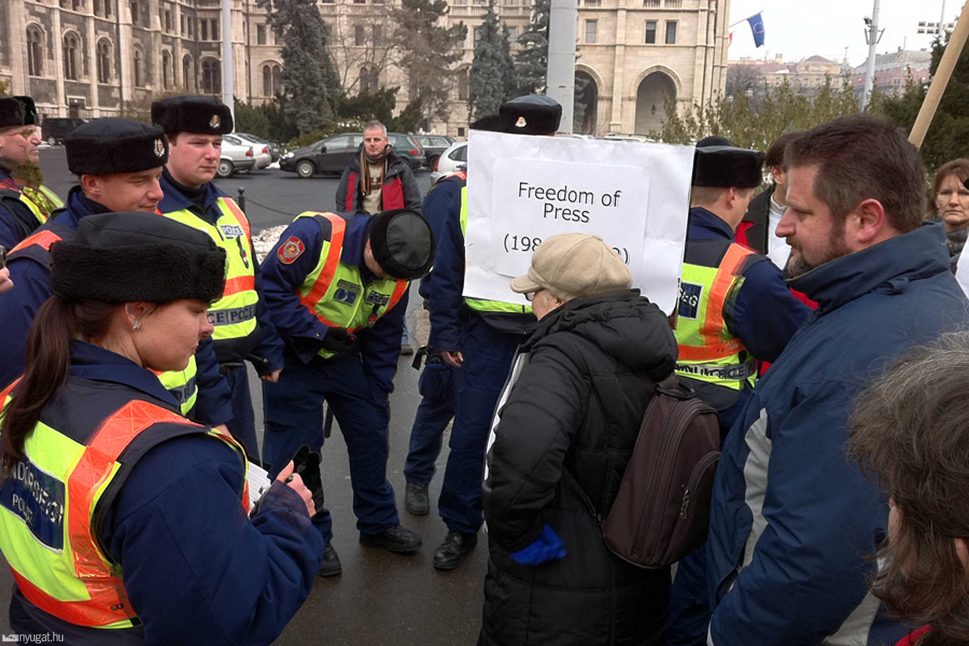 Az Orbáni diktatúra ellen tiltakozott a Societas