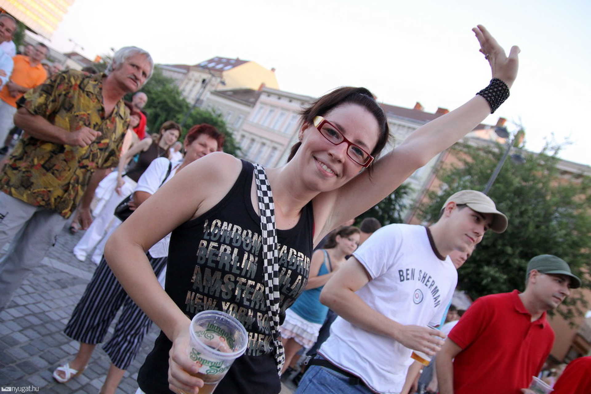 KFT és Tizenhét koncert a Fő téren