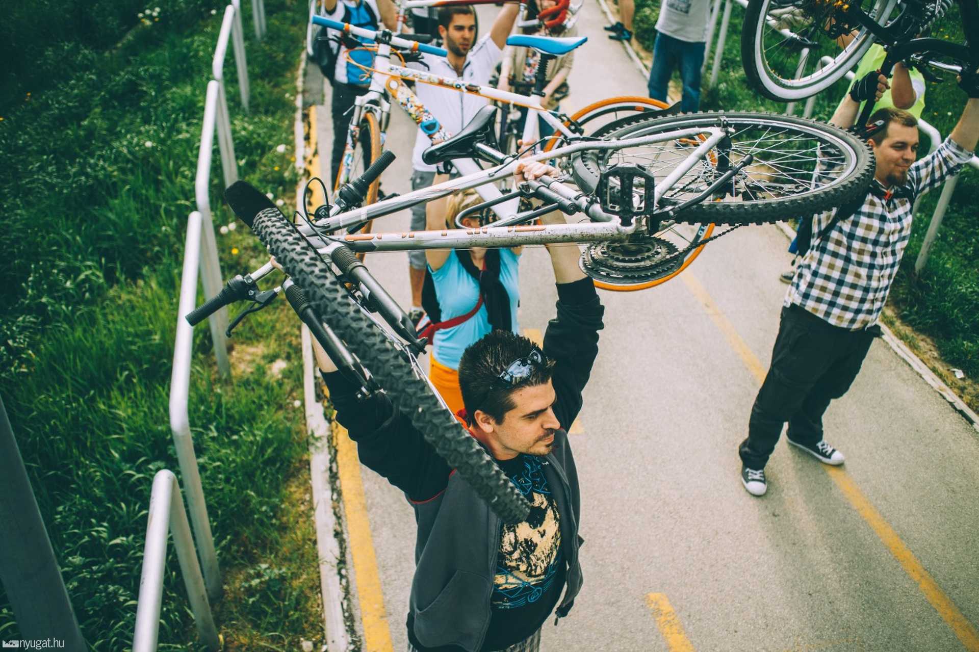 Critical Mass 2015 tavasz