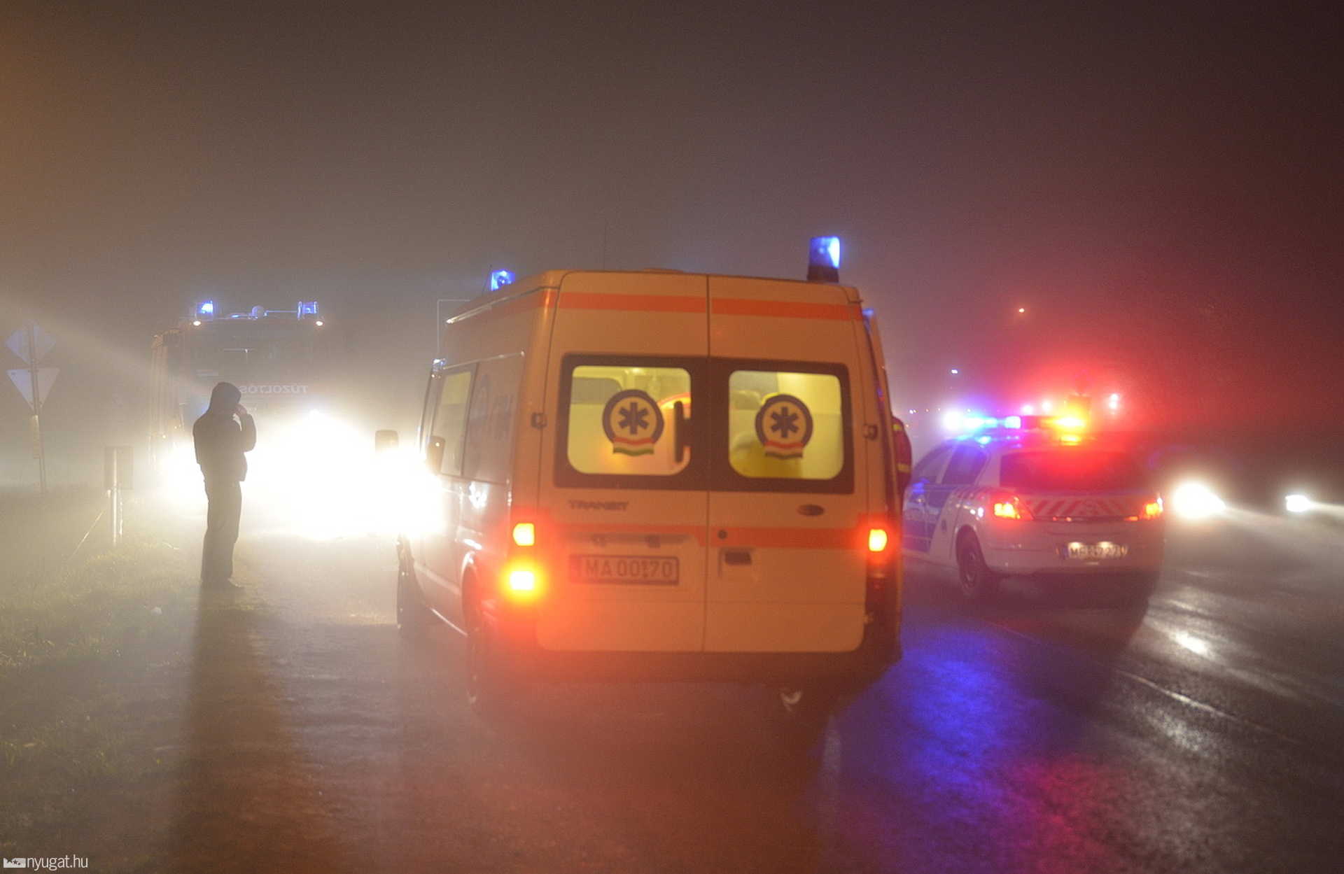 Mercedes és Suzuki ütközött a 86-os és 76-os utak kereszteződésében