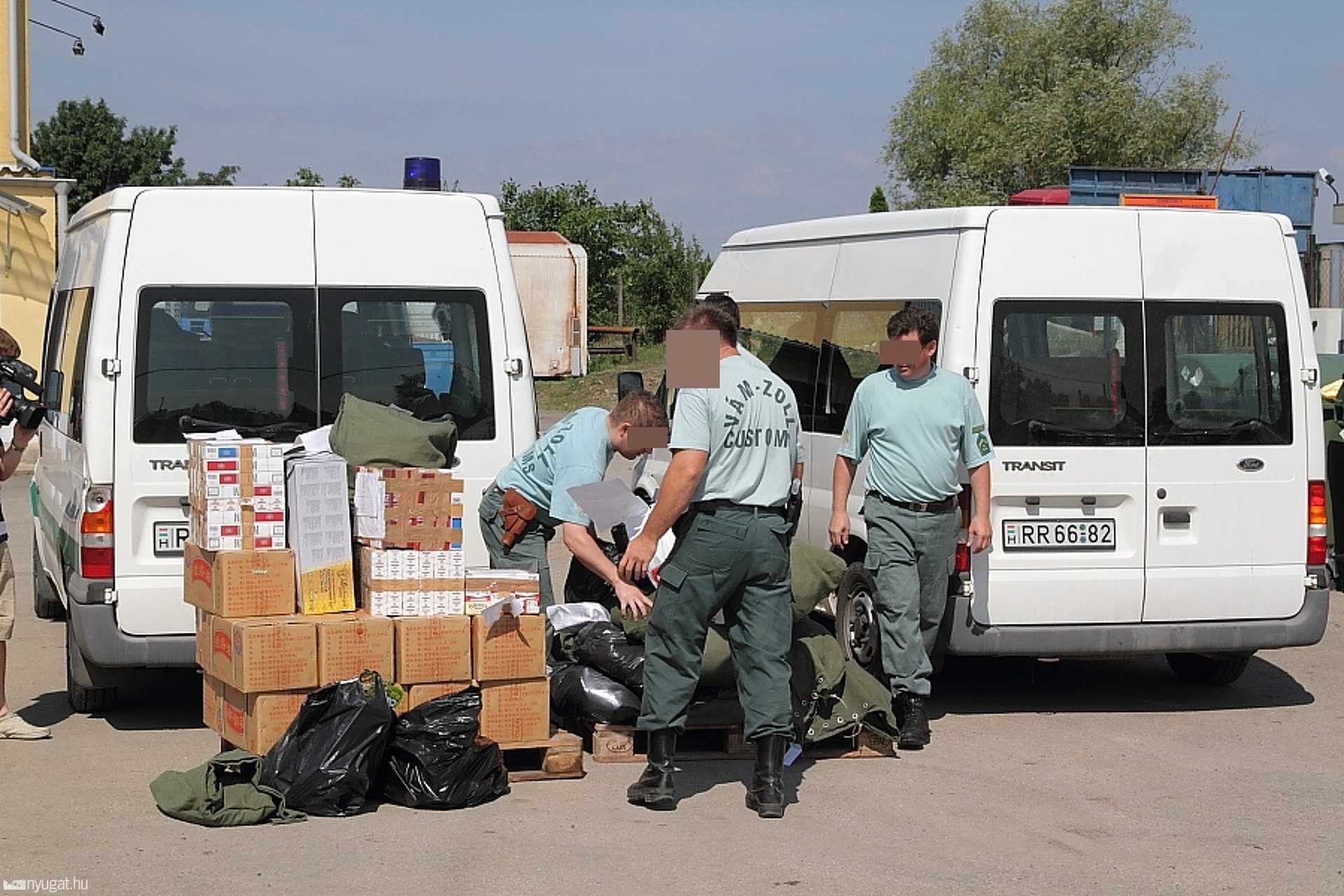 Több millió értékű hamisított árut semmisítettek meg