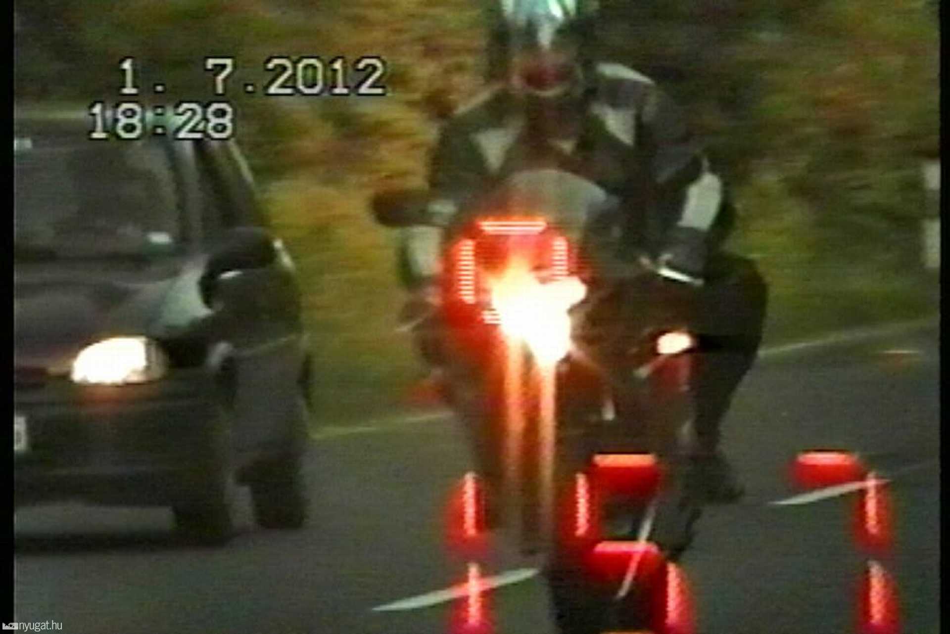 Az ezüstérmes motoros a 84-esen, 157-tel