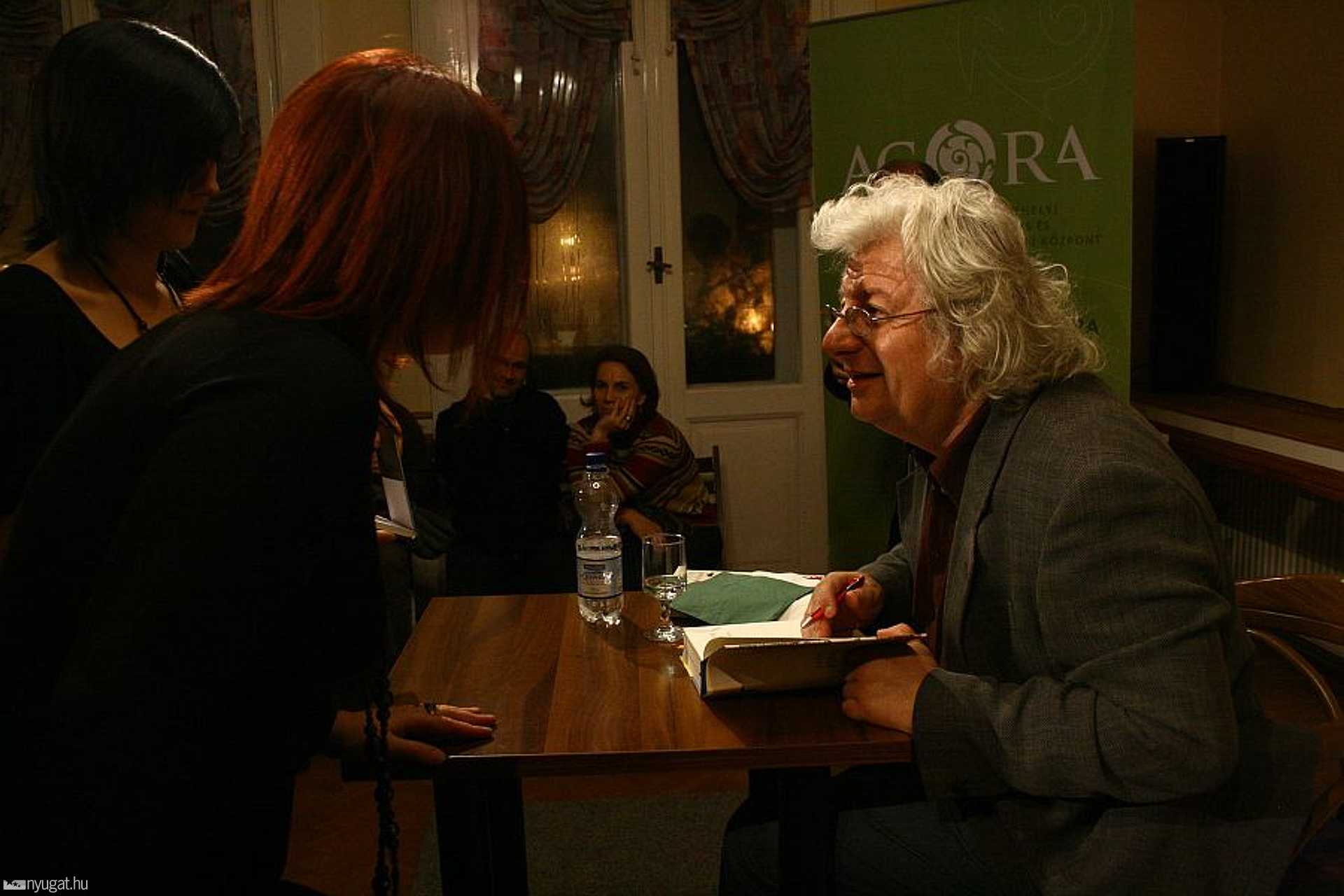 Esterházy Péter