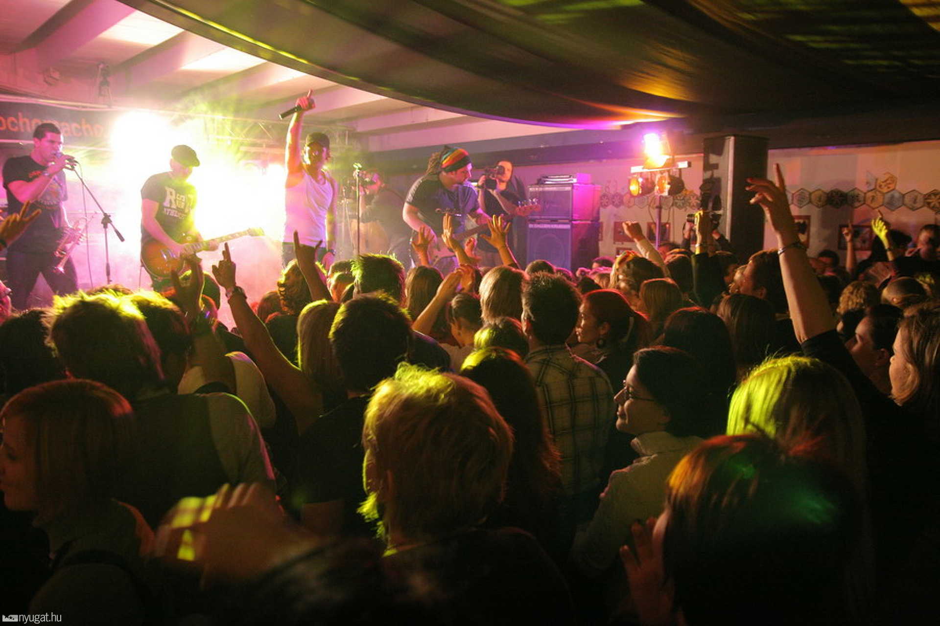 Ocho Macho lemezbemutató koncert