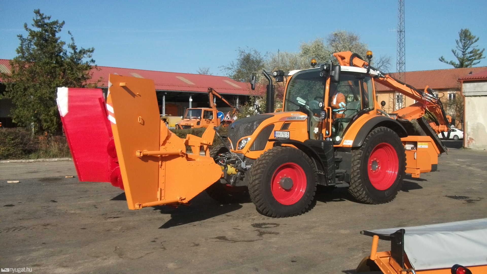 Hómaró traktor Vasváron