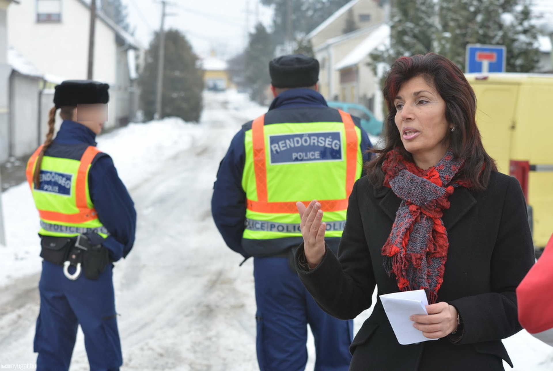 Dr. Szele Adrienn ügyész a helyszínen