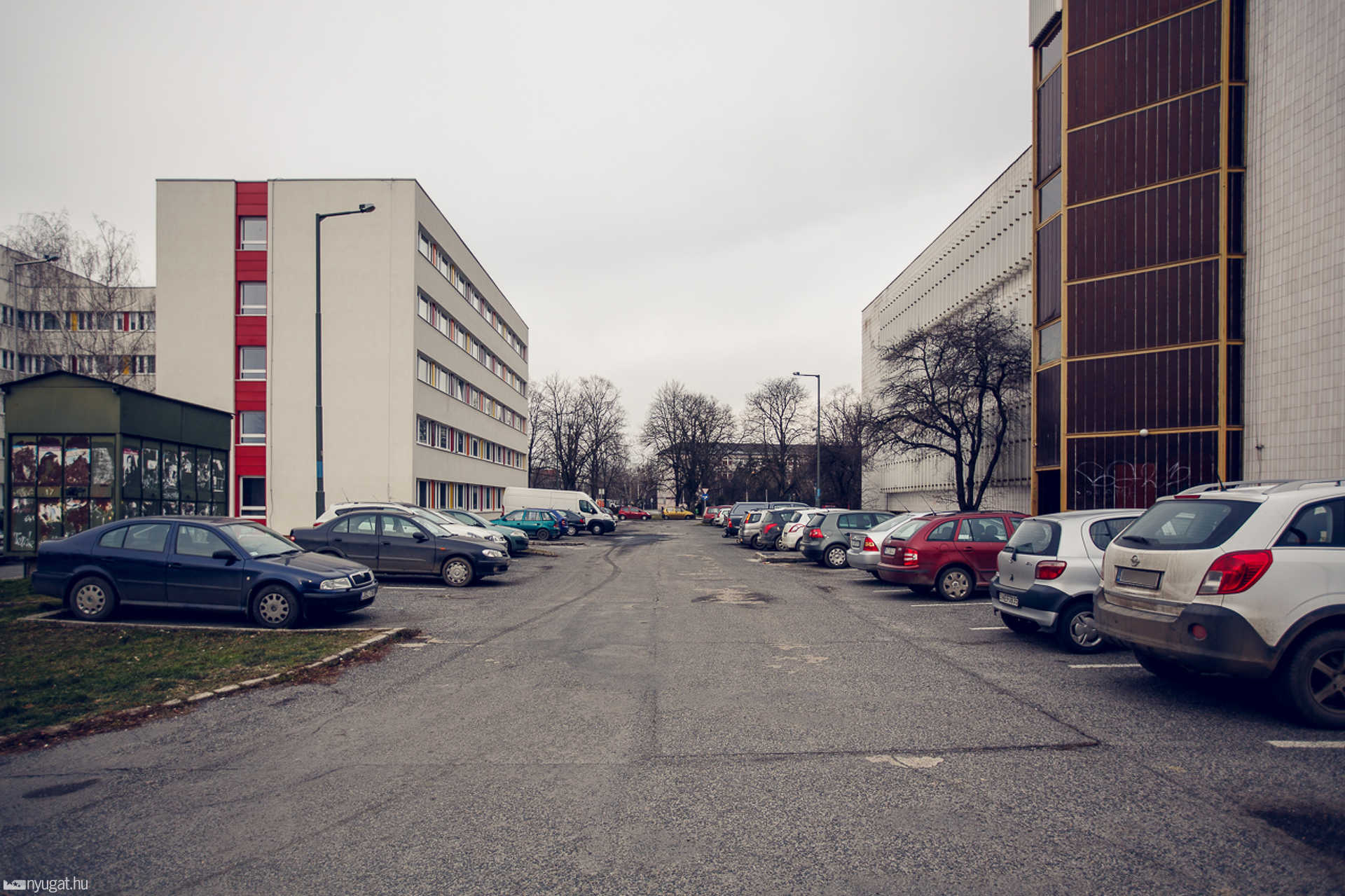 Újra ingyenes az MMIK parkoló