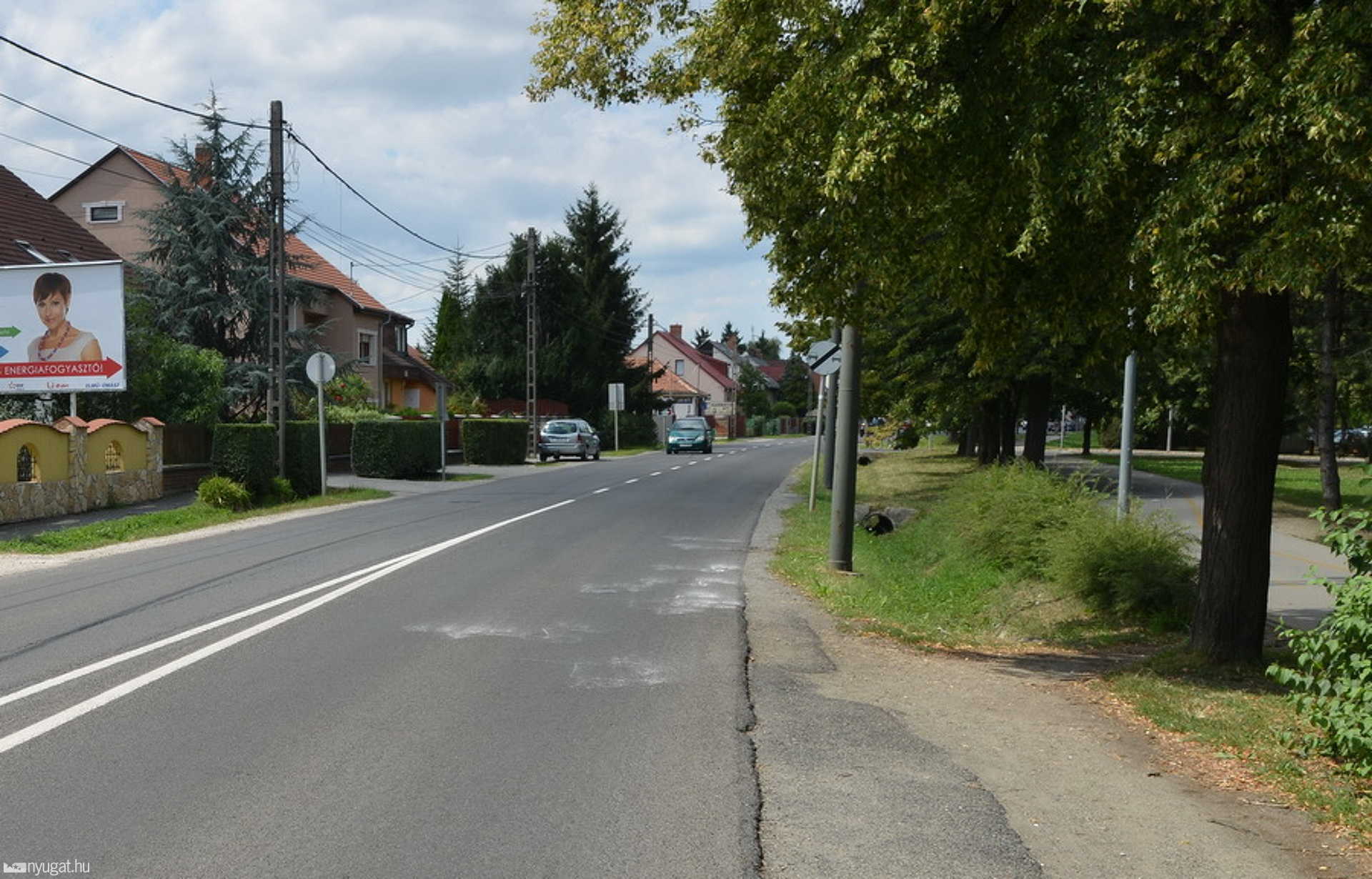 Az út széléről nézte a helyszínelést a három órával később halálra gázolt fiú
