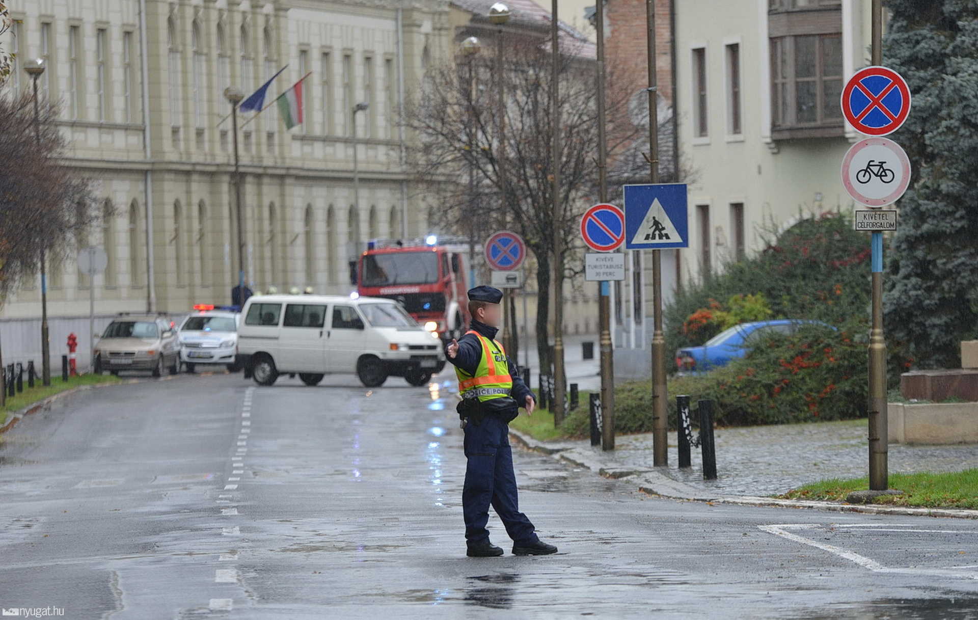 Bombariadó a Szombathelyi Törvényszéken