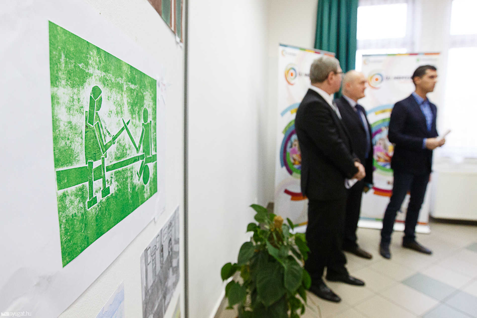 Kontaktpont irodaavató