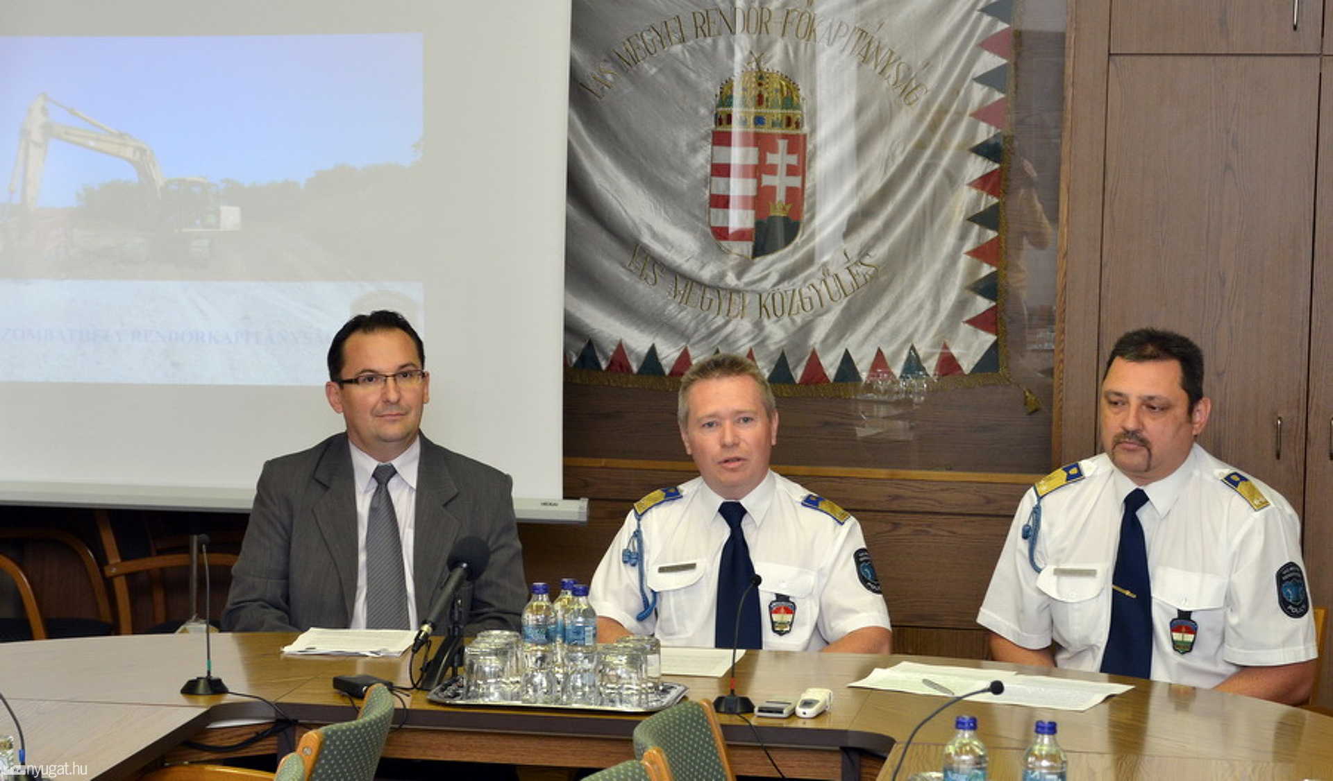 Sajtótájékoztató a Szombathelyi Rendőrkapitányságon
