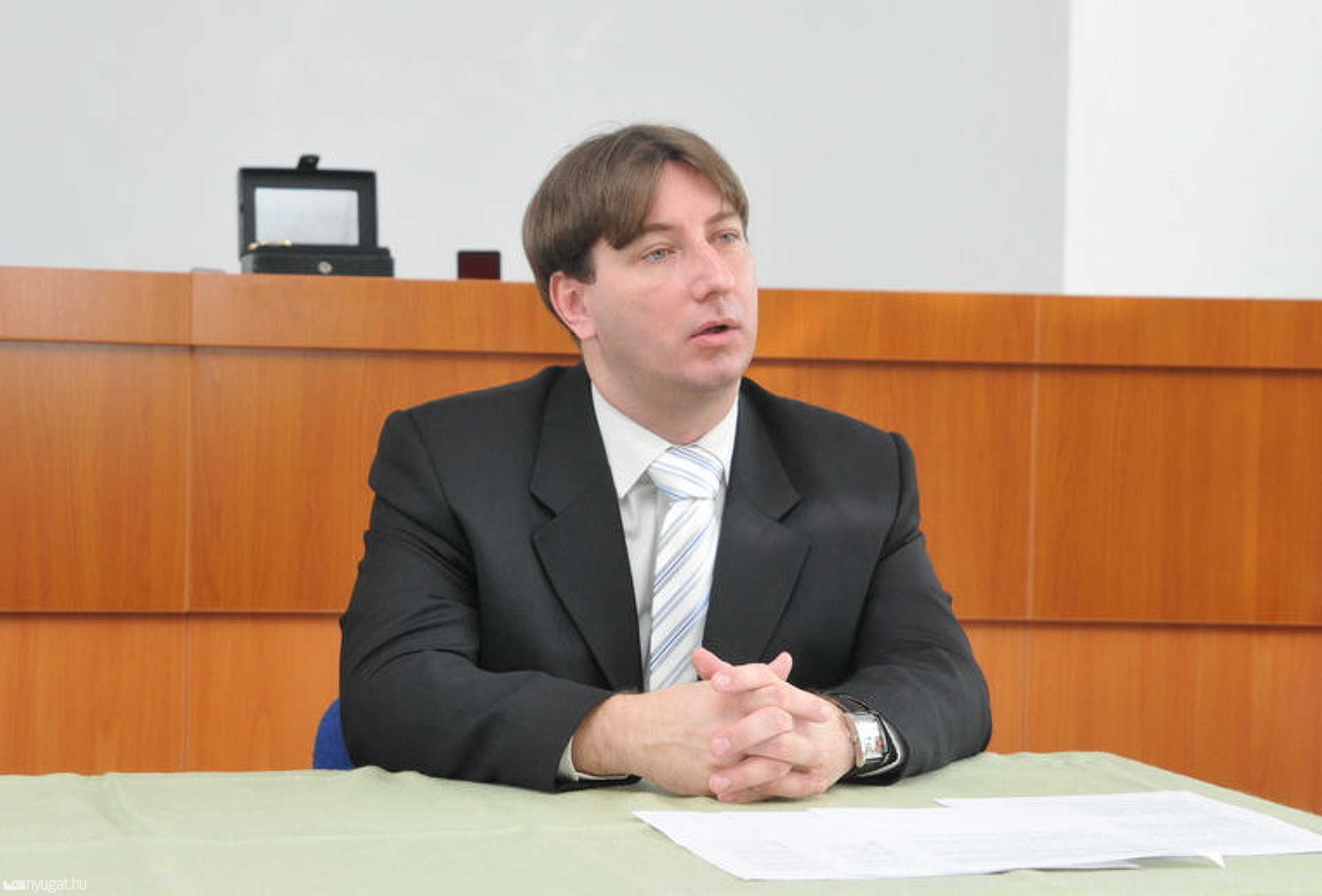 Kovács József őrnagy ismertette a betörők elfogását
