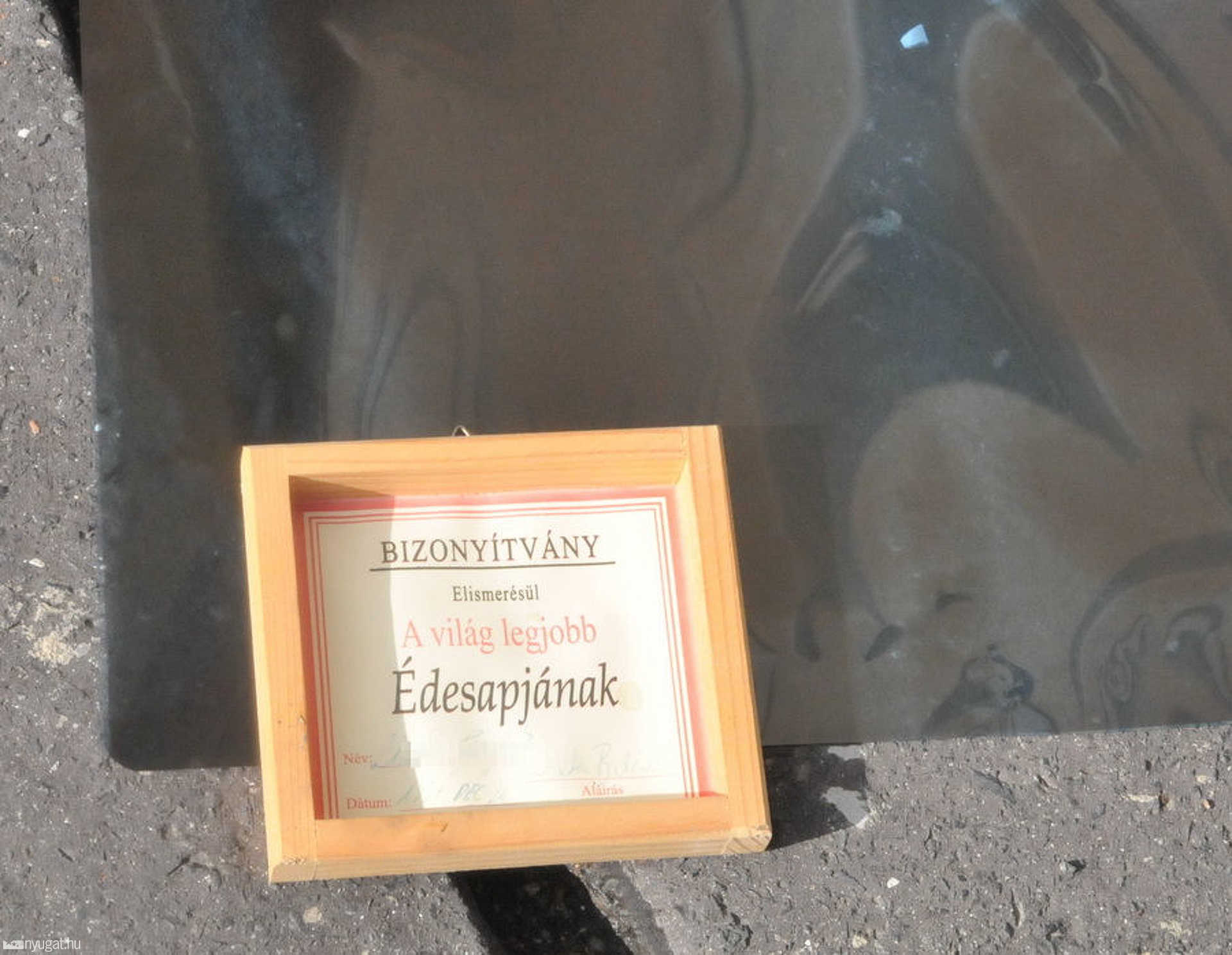 "A világ legjobb Édesapjának" bizonyítvány