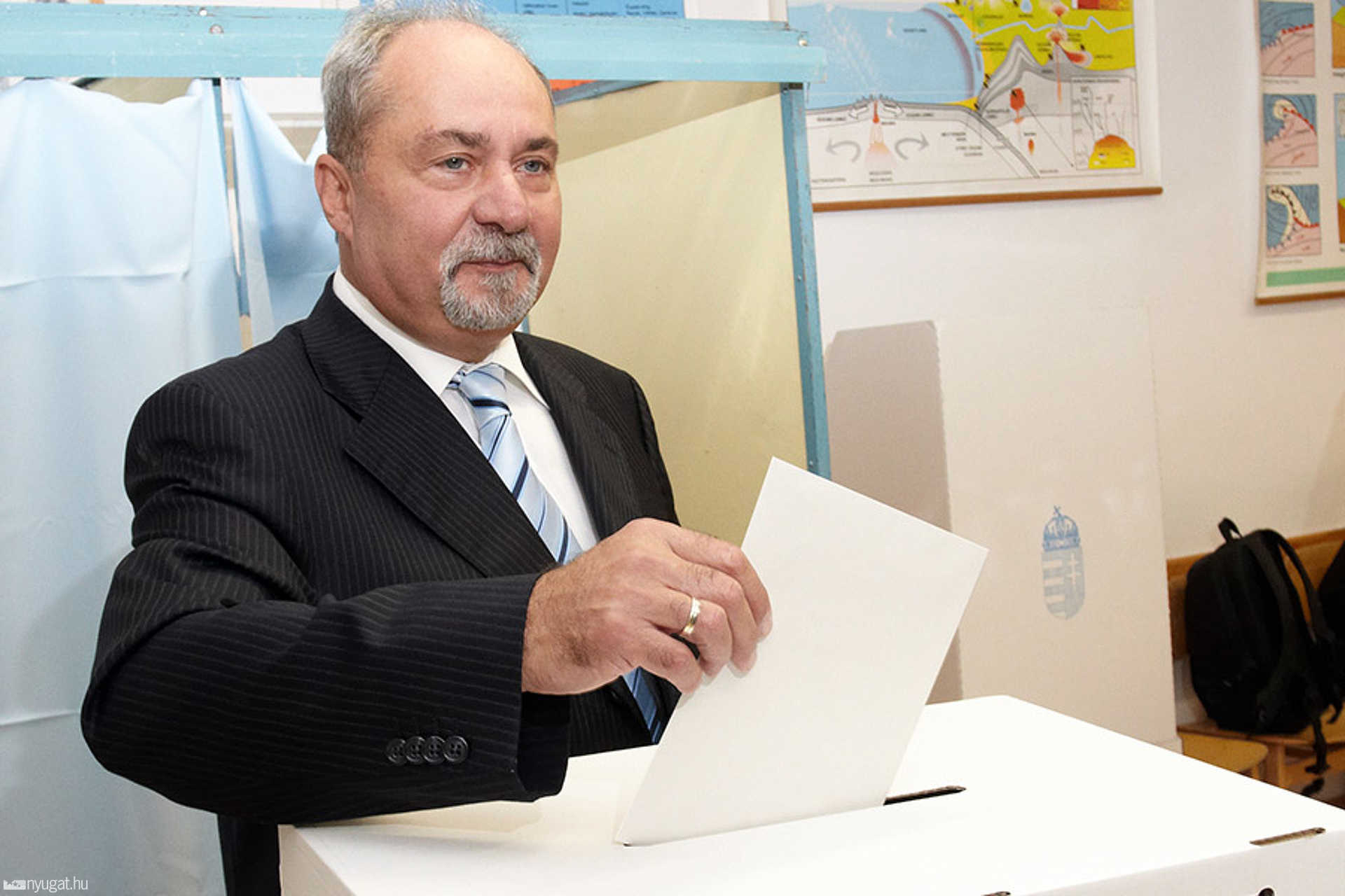 Dr. Ipkovich György már reggel leadta szavazatát