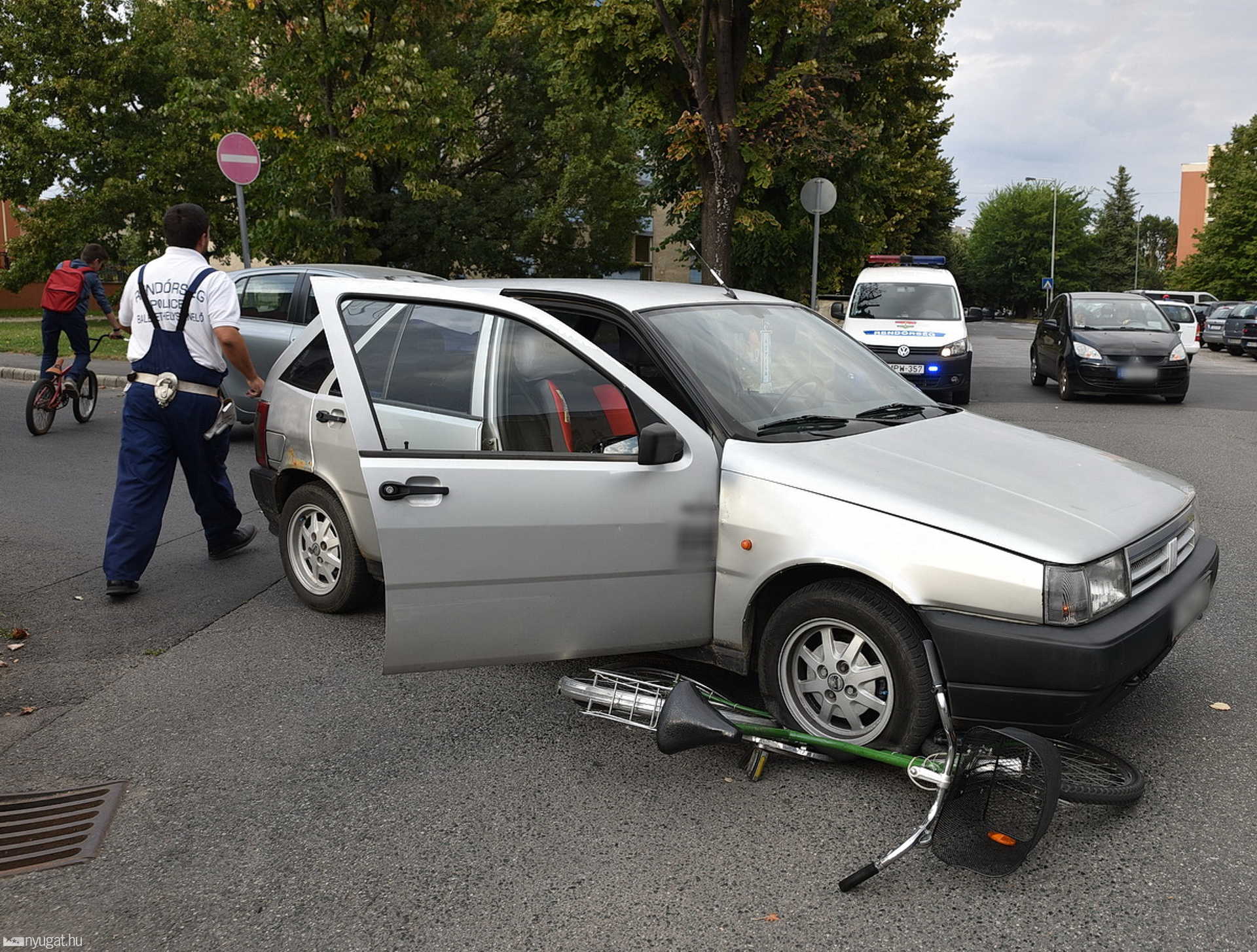 A kerékpáros nem sérült meg