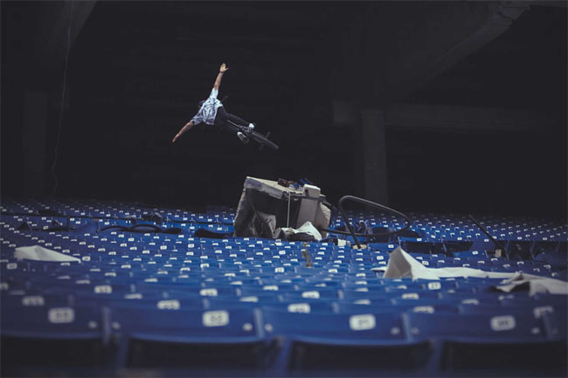 BMX-szel a Silverdome-ban