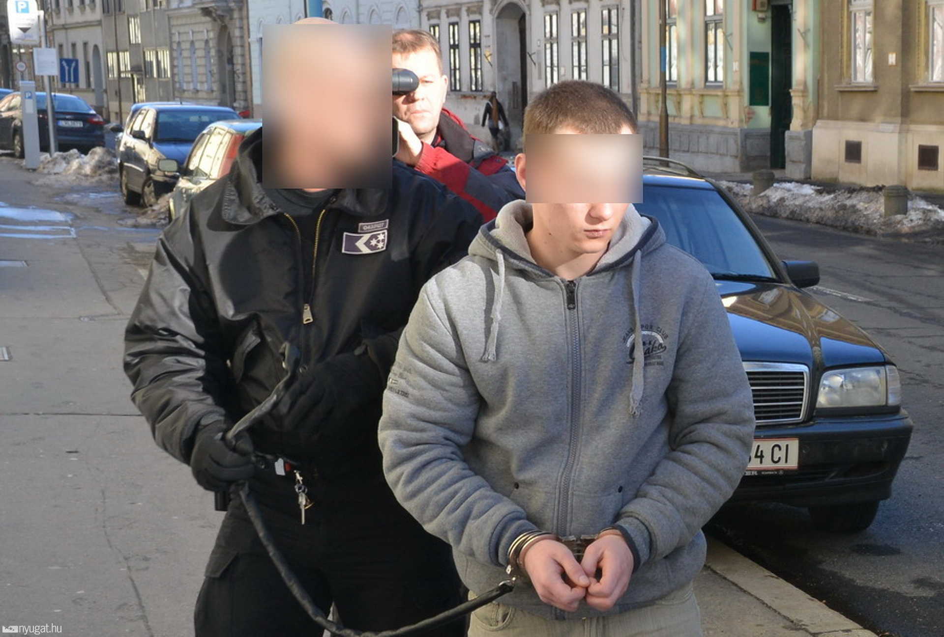 Megkezdődött a gyerekeket és nőket molesztáló férfi tárgyalása