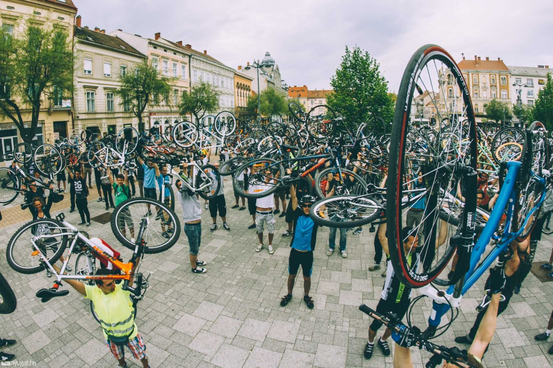 Critical Mass 2015 tavasz