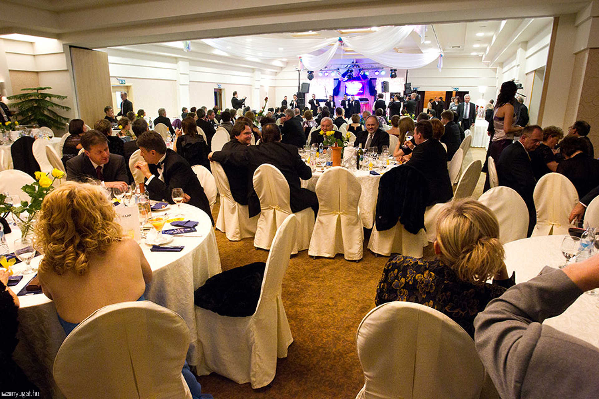 Városi- Megyebál 2011
