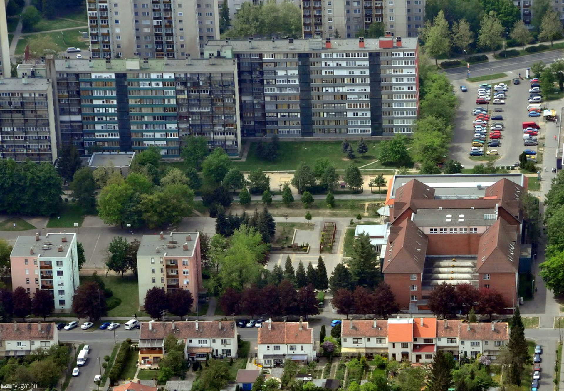 A Bolyai János Gimnázium Szombathelyen (légifotó)