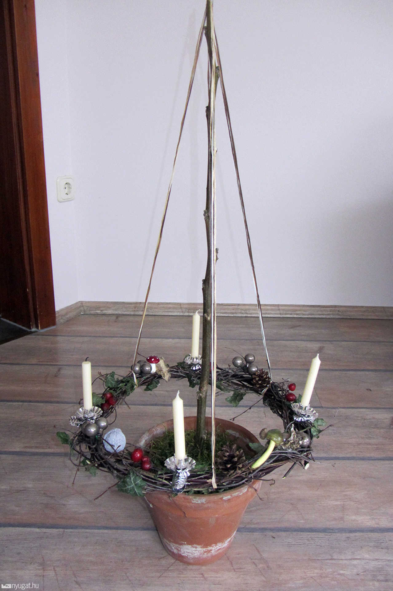 Kun Miklós adventi koszorúja