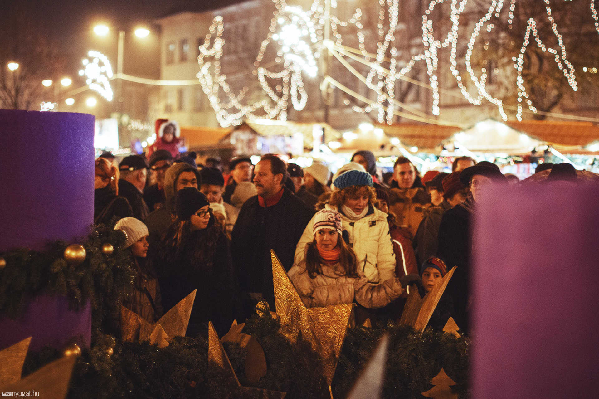 Advent a Fő téren