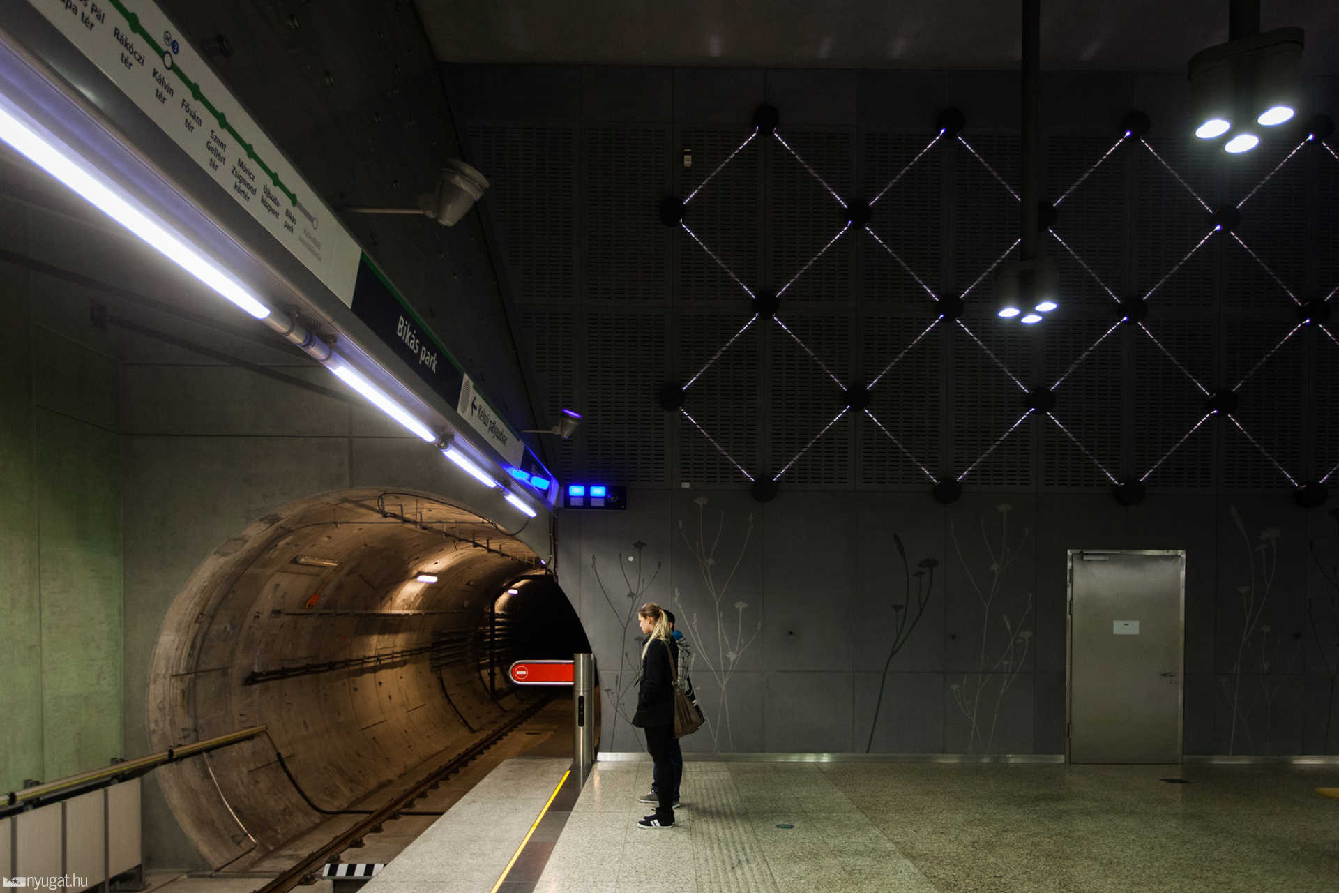 4-es metró az átadás napján