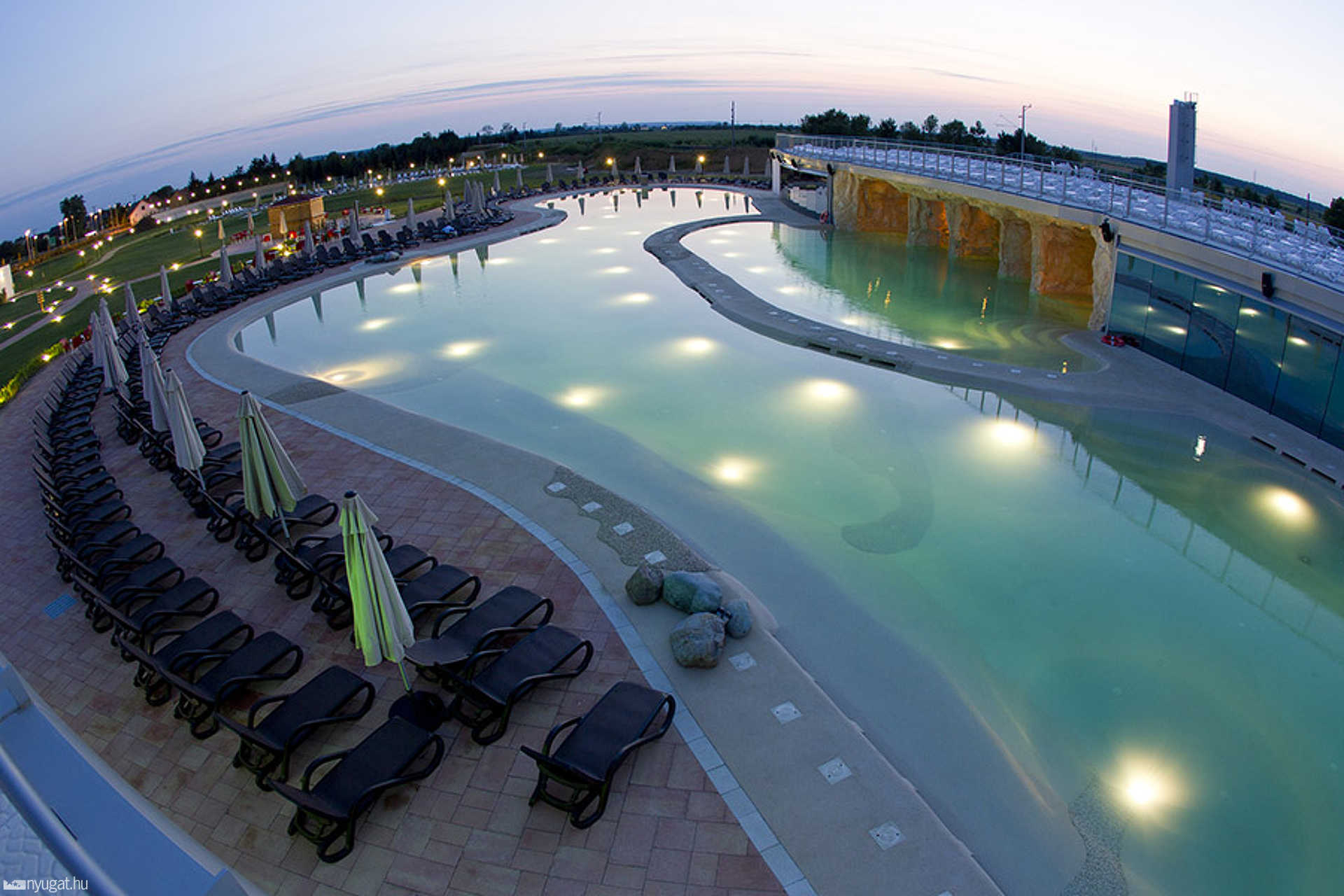 MJUS Fun & Wellness Thermal Resort