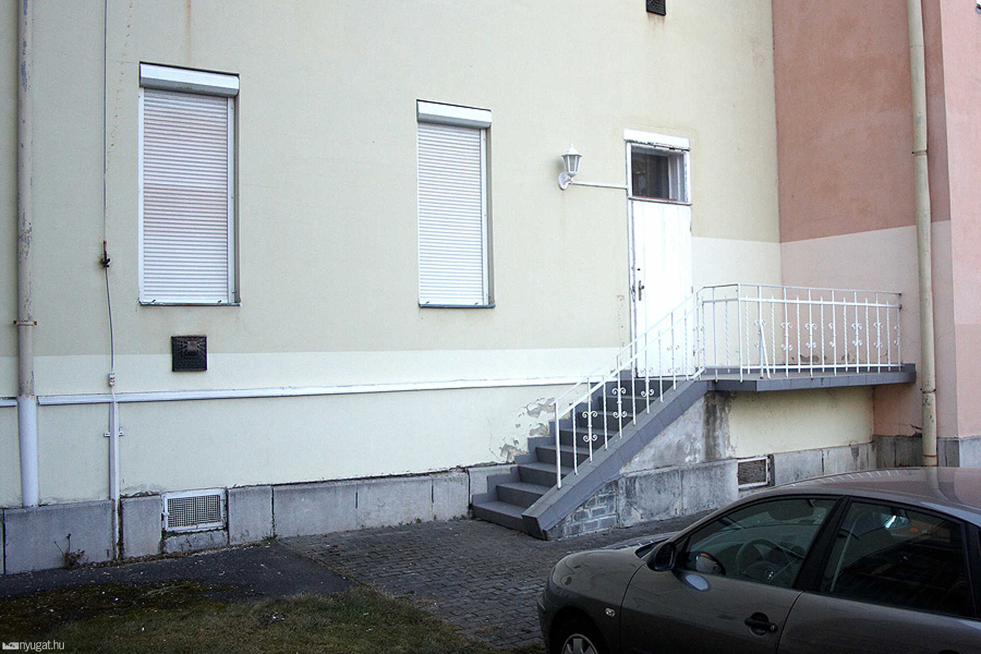 KDNP pártiroda
