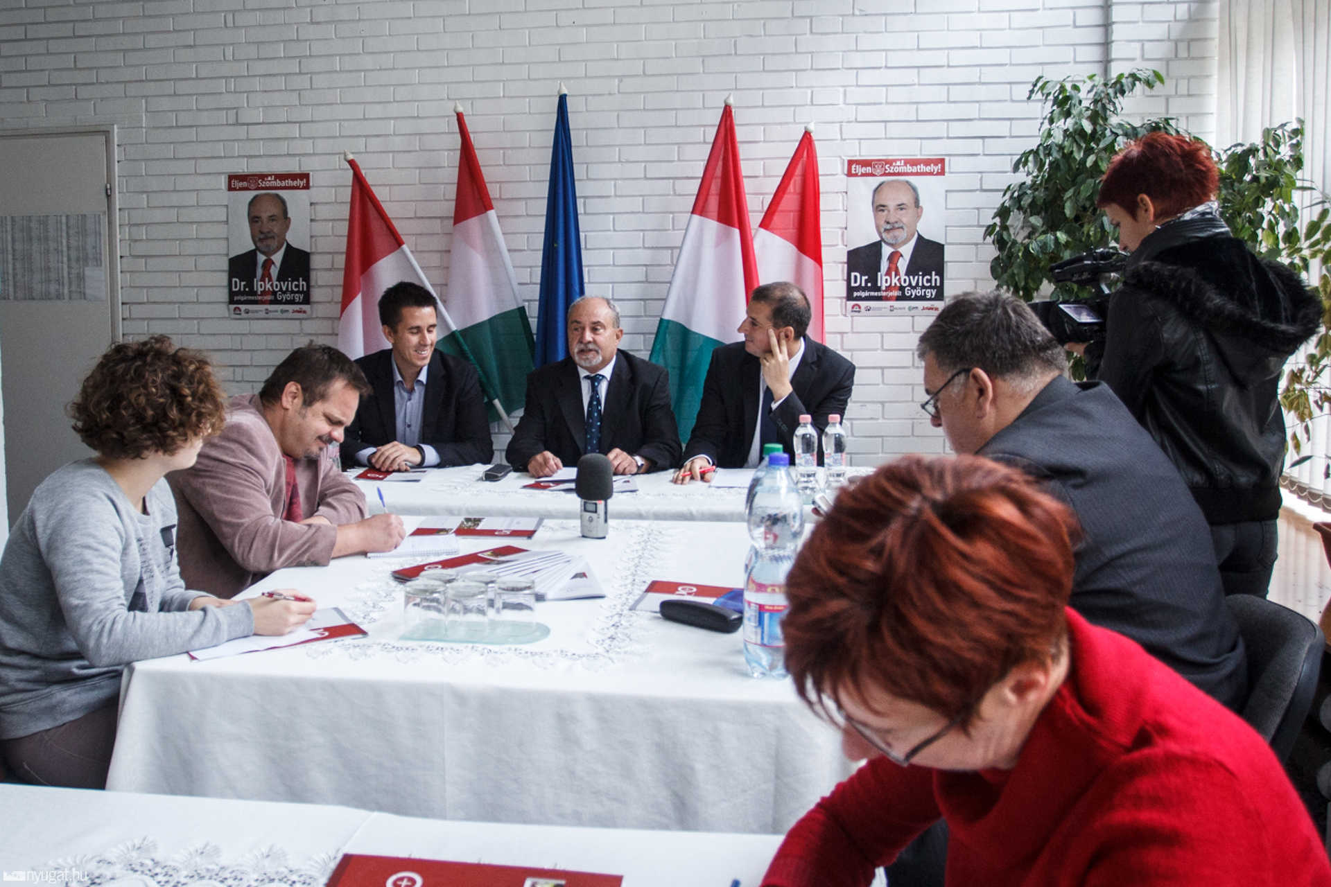 A baloldali és civil szervezetek programjának bemutatása