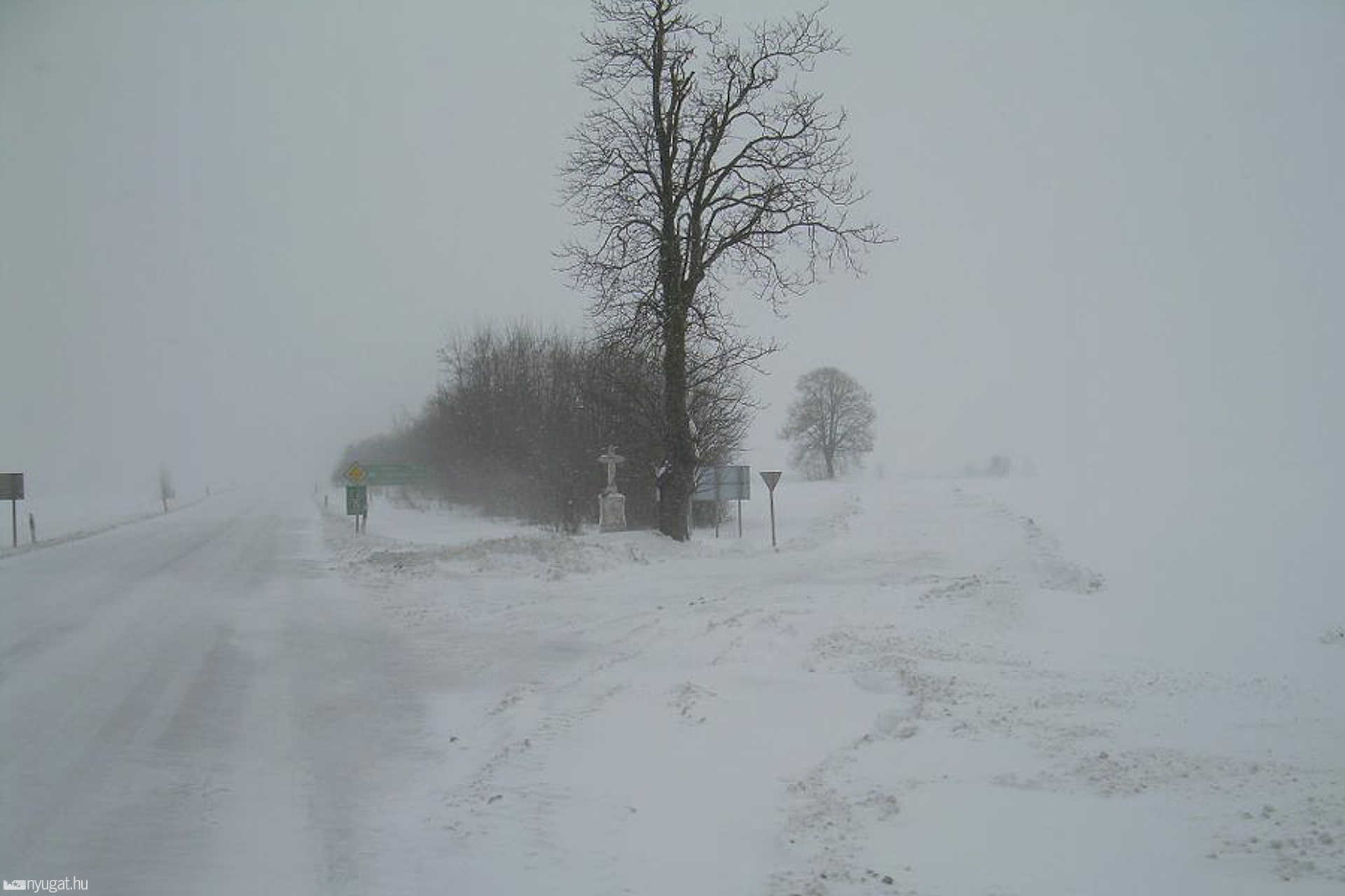 Káosz a 86-os úton, Hegyfalunál