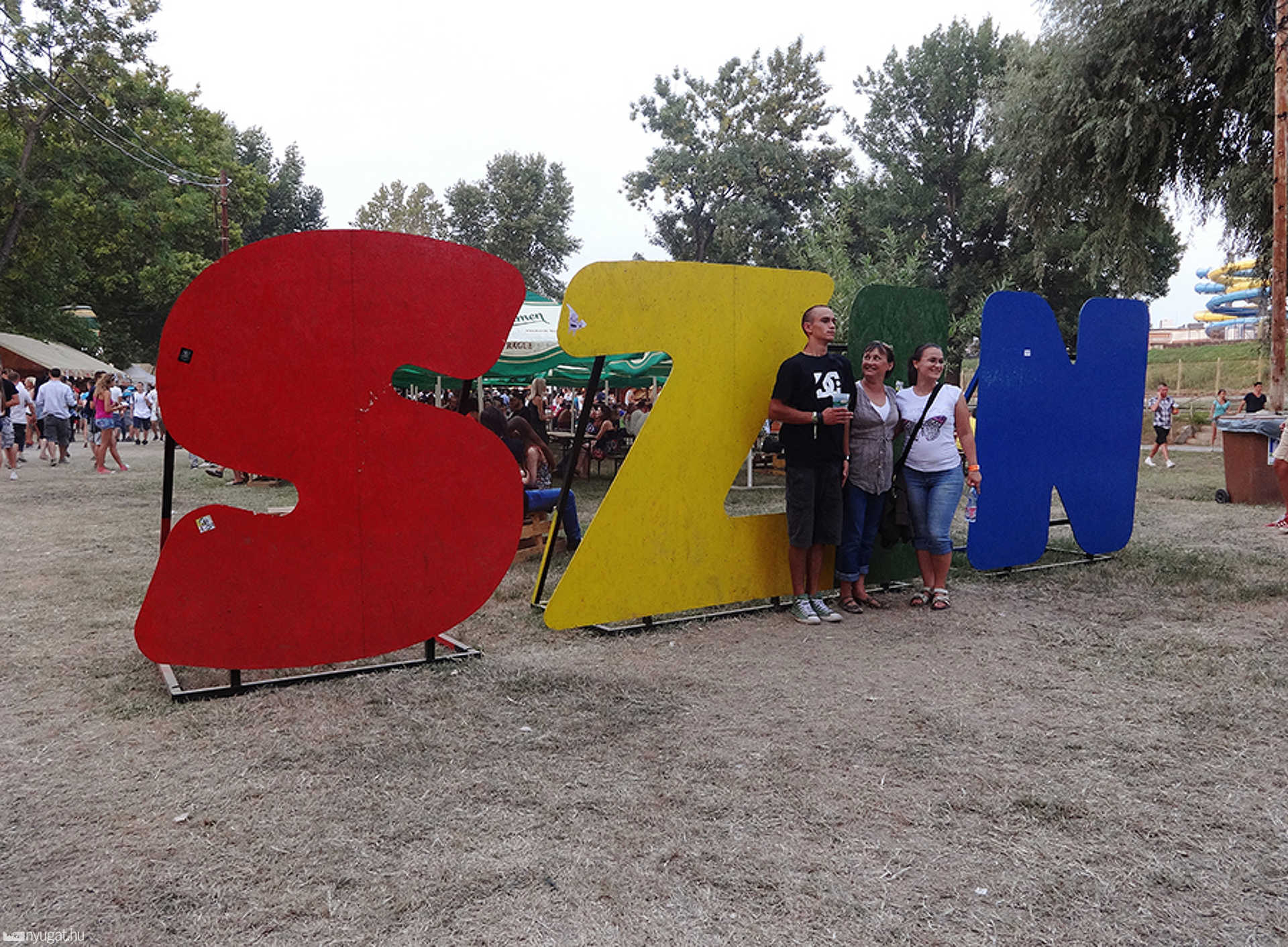 SZIN 2013