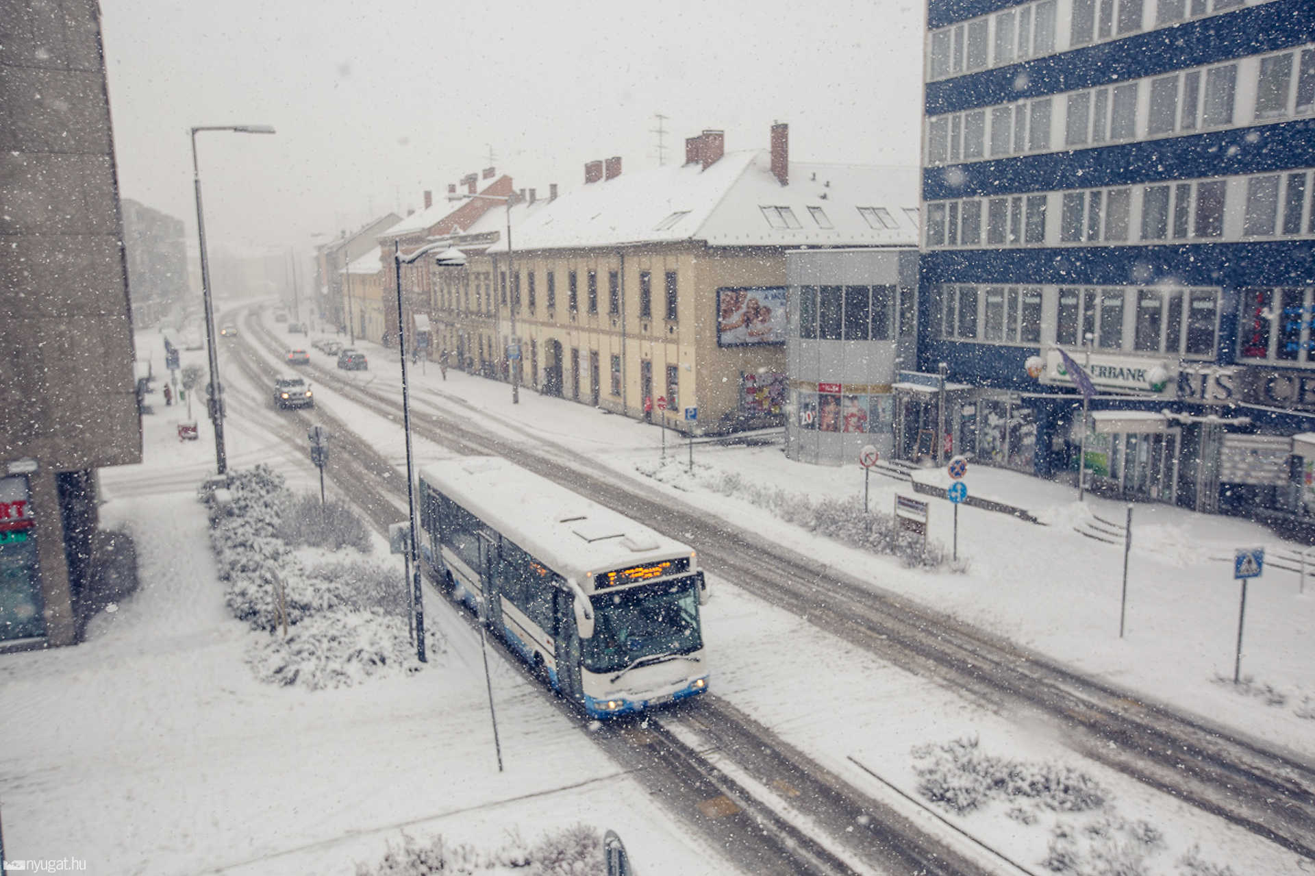 Havas képek a városháza teraszáról