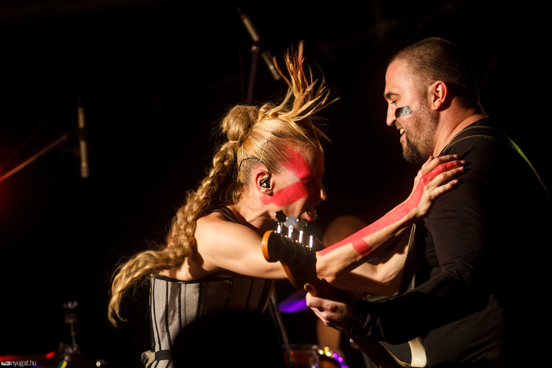 B the First és Anna & the Barbies a Savaria Moziban