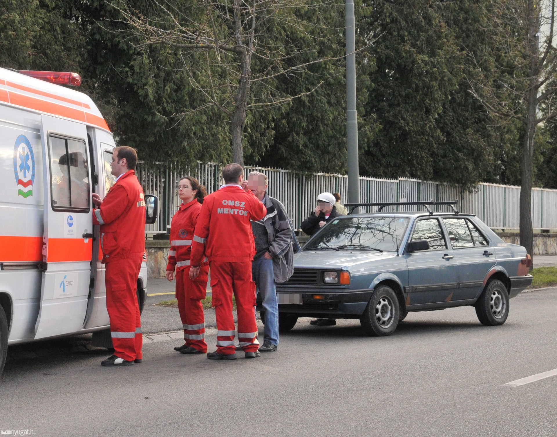 A sofőr közepesen ittas volt, jogosítványát a helyszínen bevonták