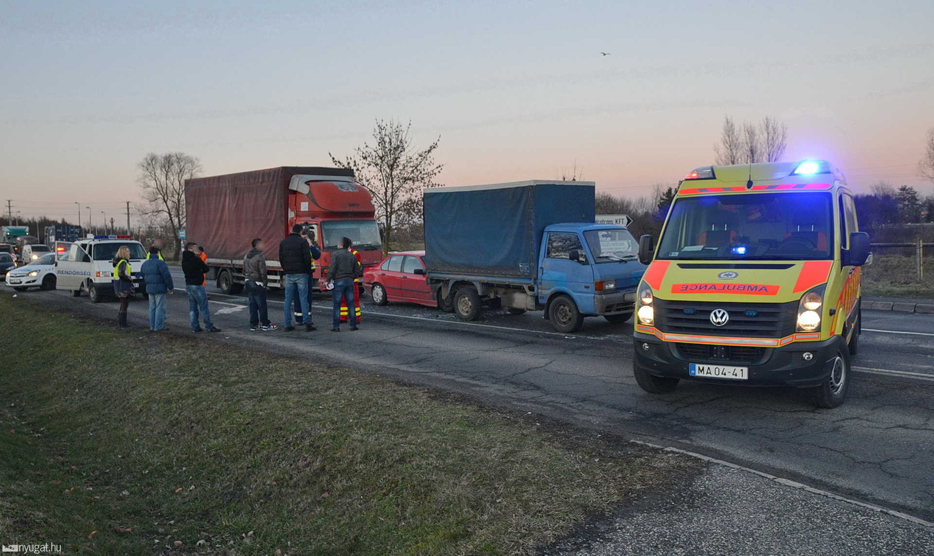 Négyes baleset a 86-oson, Szombathely határában
