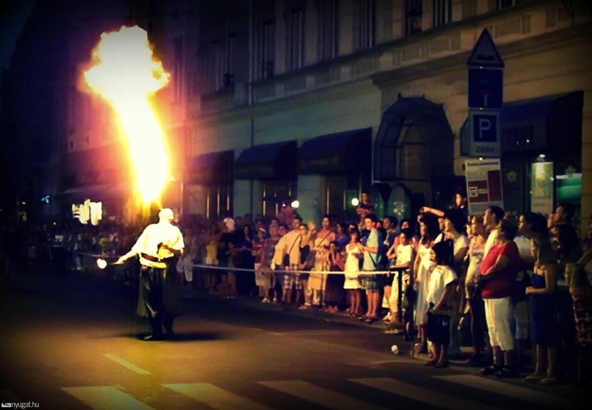 Karneváli fotópályázat 2012. - Biczó Glória