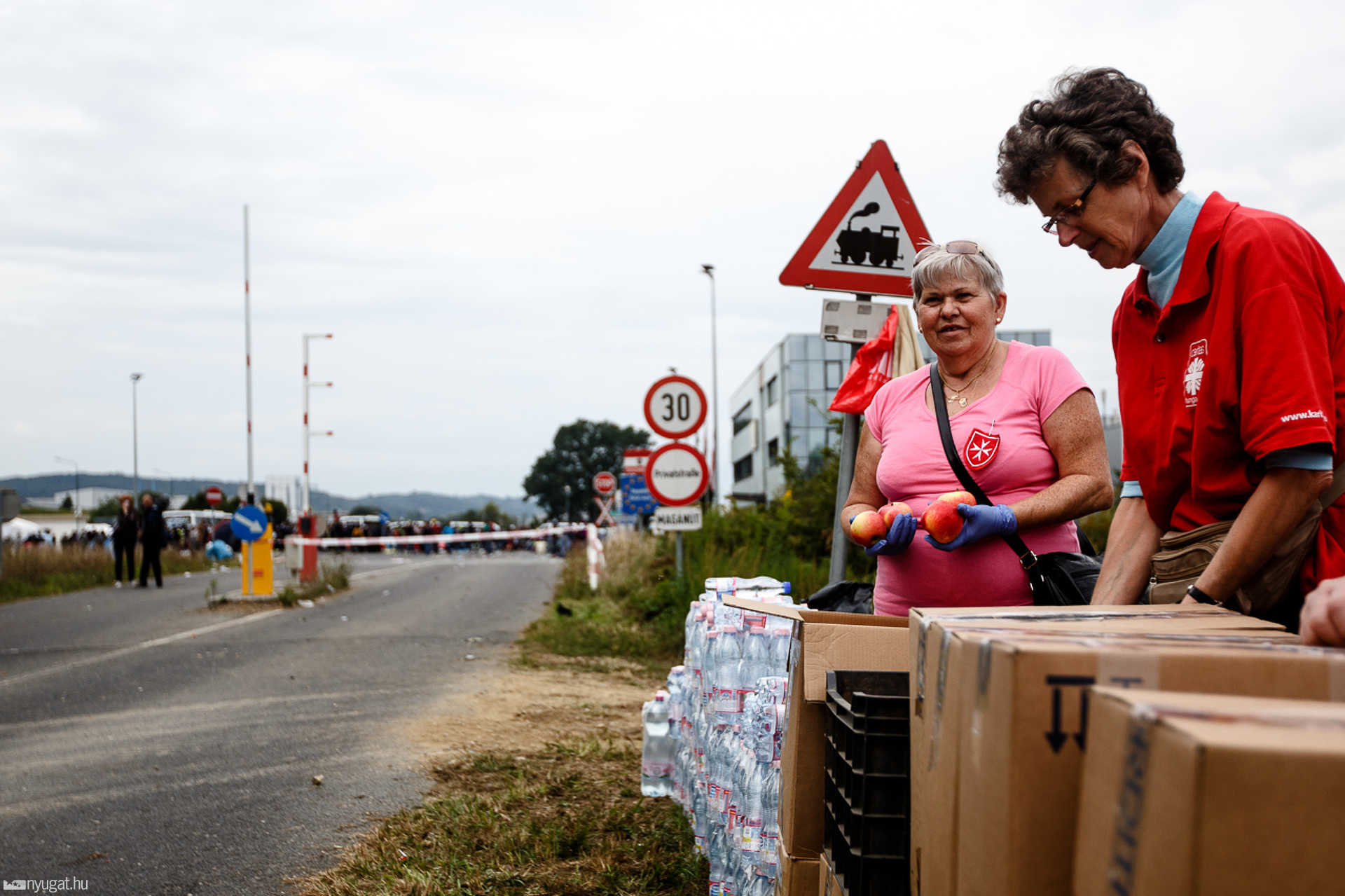 Hétfő délelőtti pillanatok a heiligenkreuzi határon