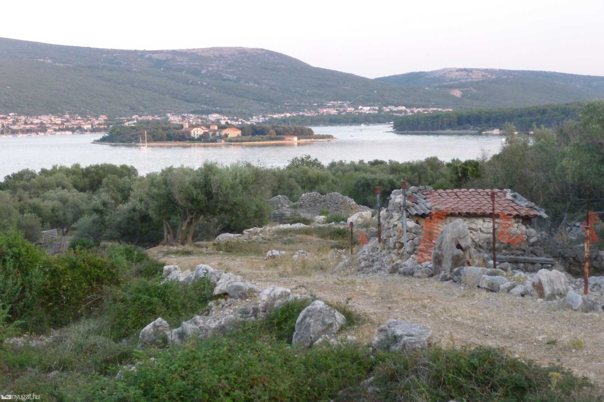 Ősi kövek