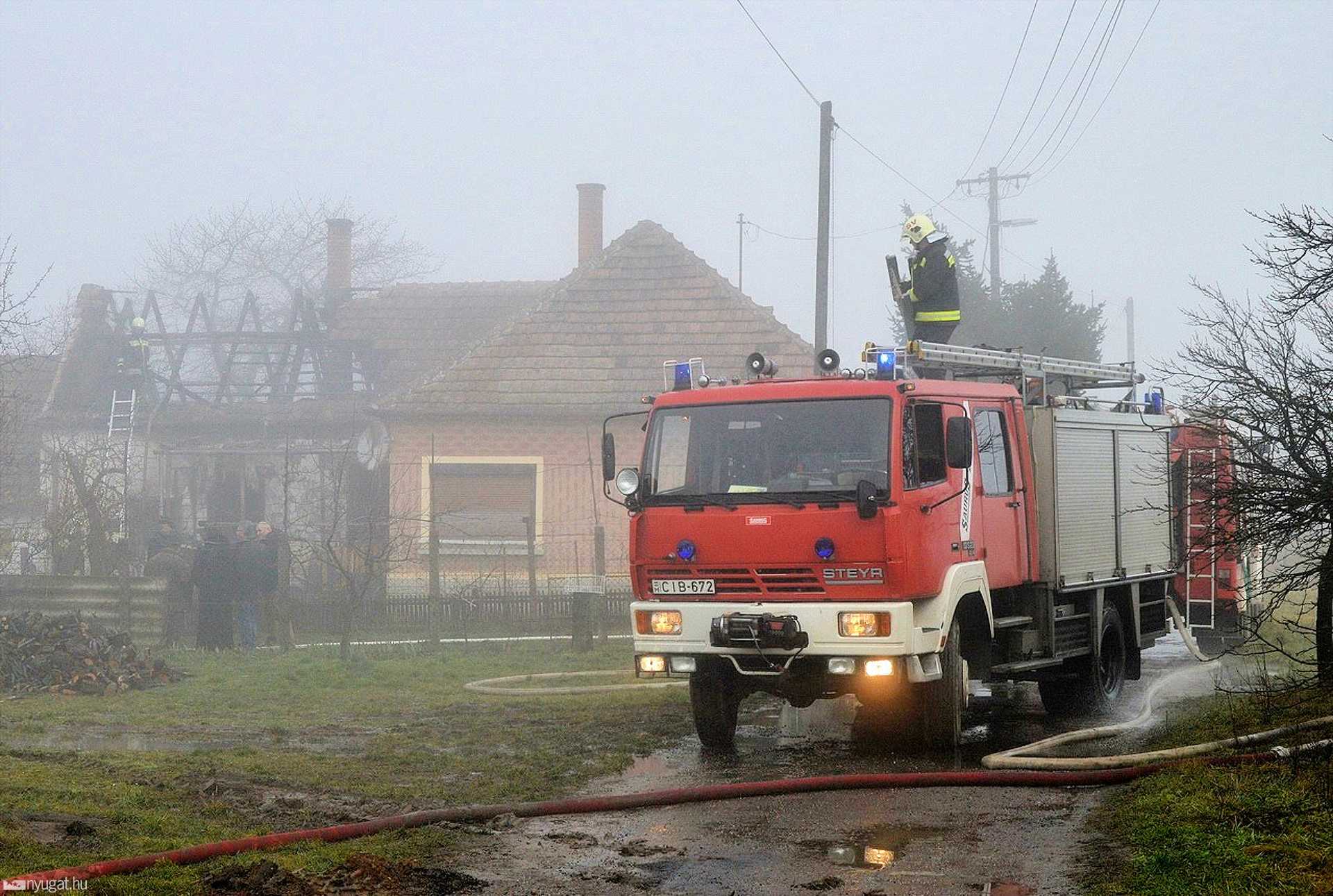 Két gázpalack robbant fel a bejcgyertyánosi házban 