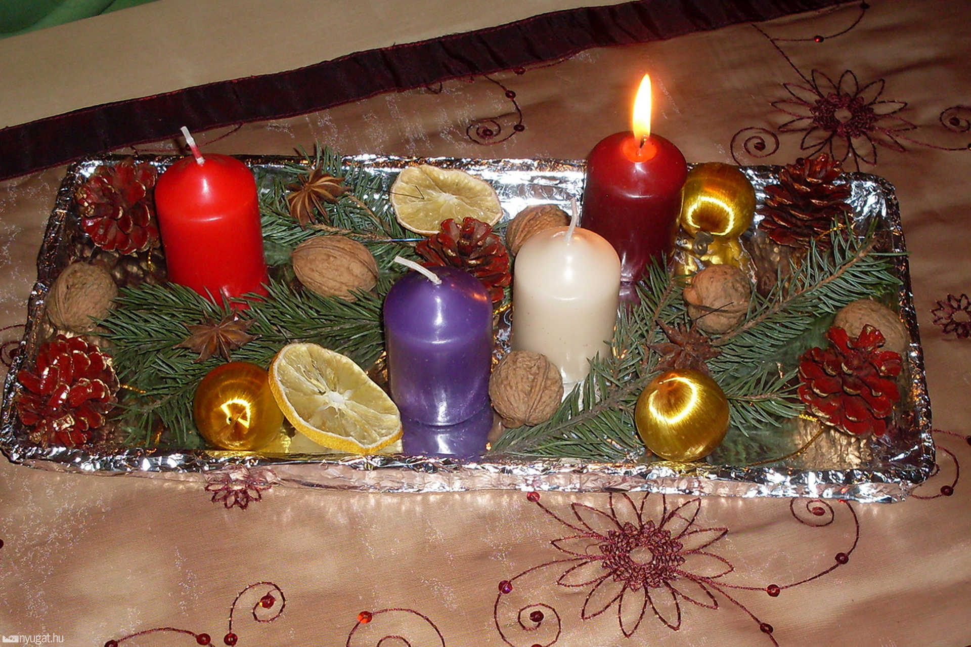 Légrádiné Czeglédi Erzsébet - adventi asztaldísze