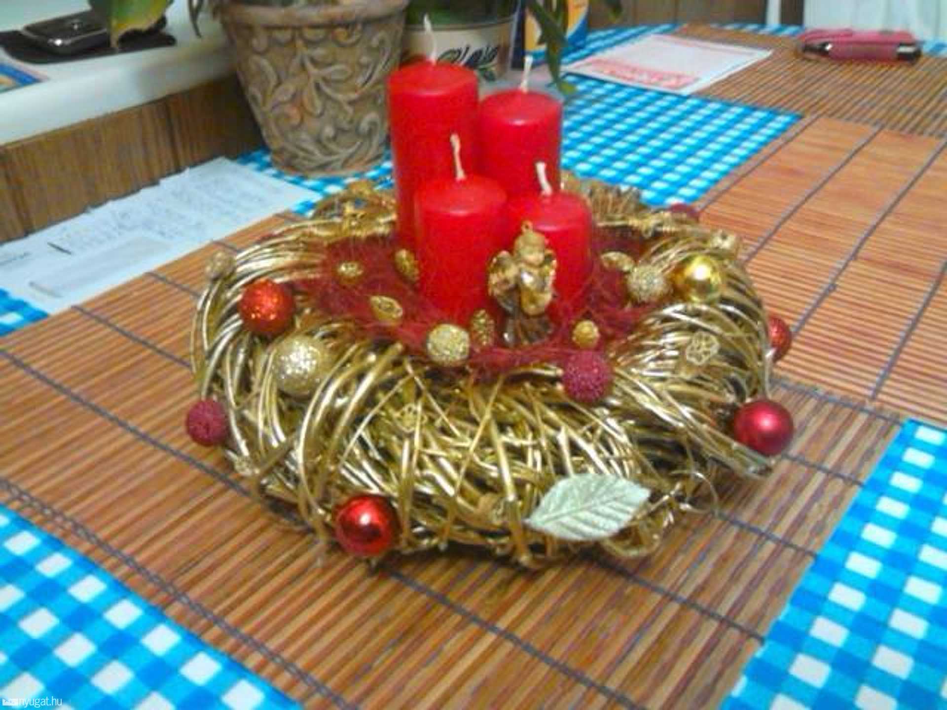 Gellért Gabriella adventi koszorúja