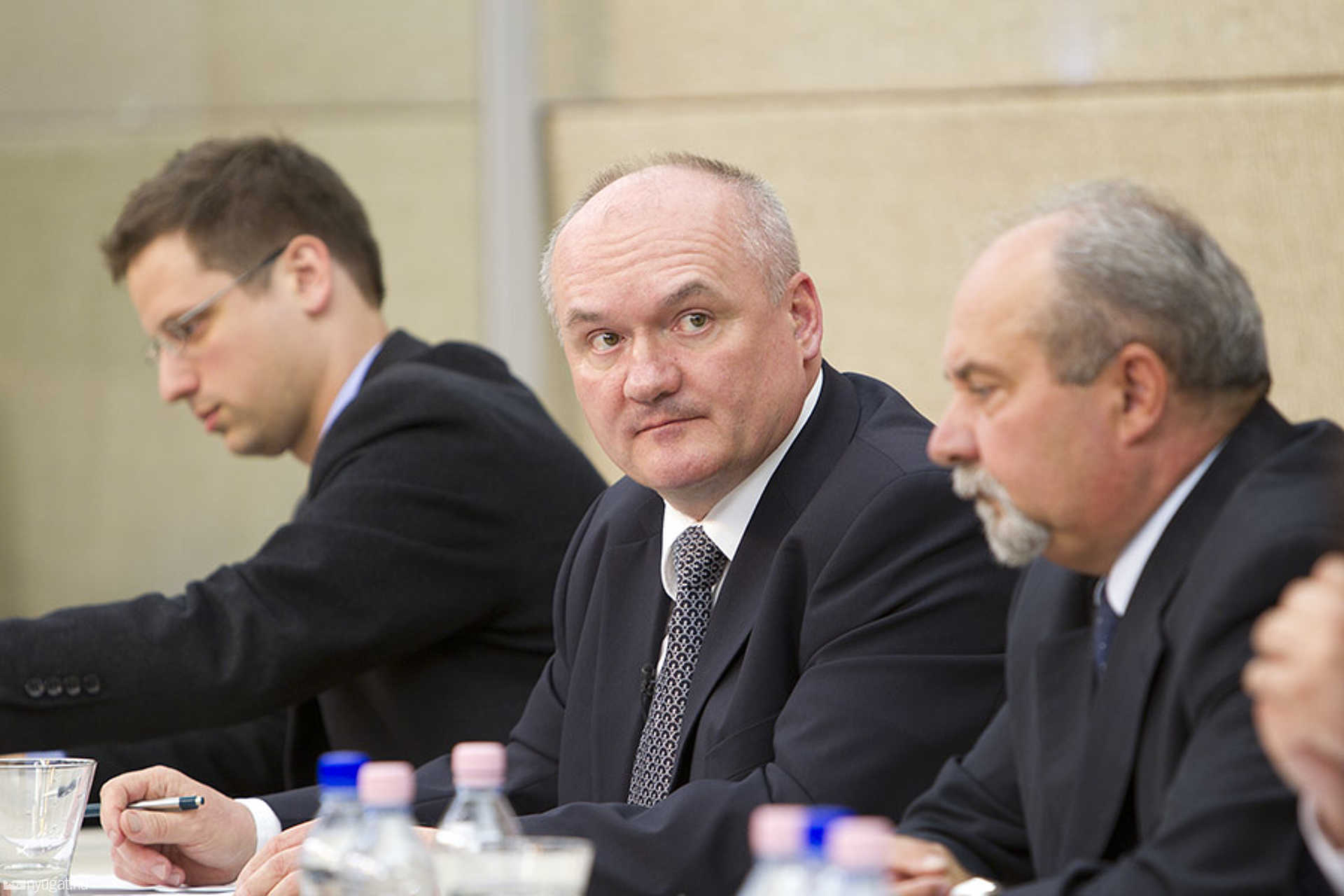 Hende Csabával egy konferencián