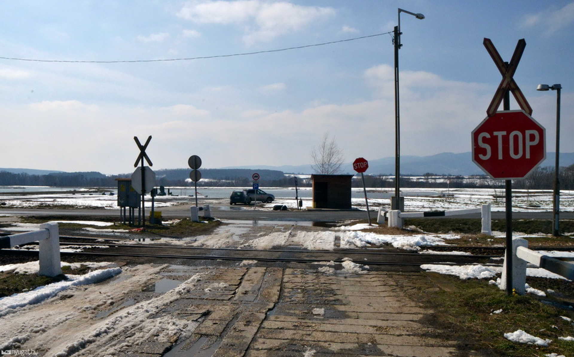 Az átkelő a mai napig nem felel meg a biztonsási követelményeknek