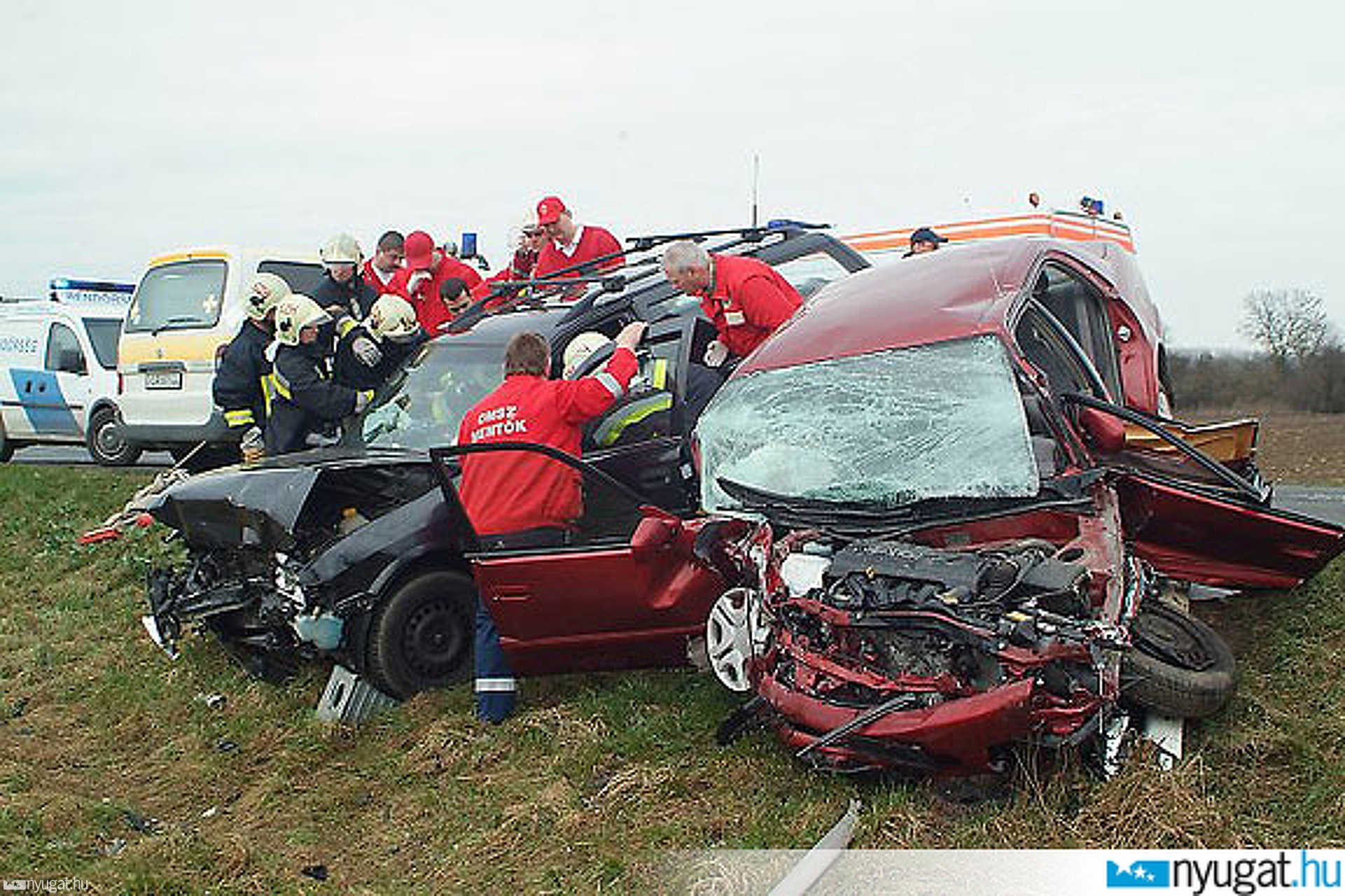 Előzésből tragédia a 86-os úton